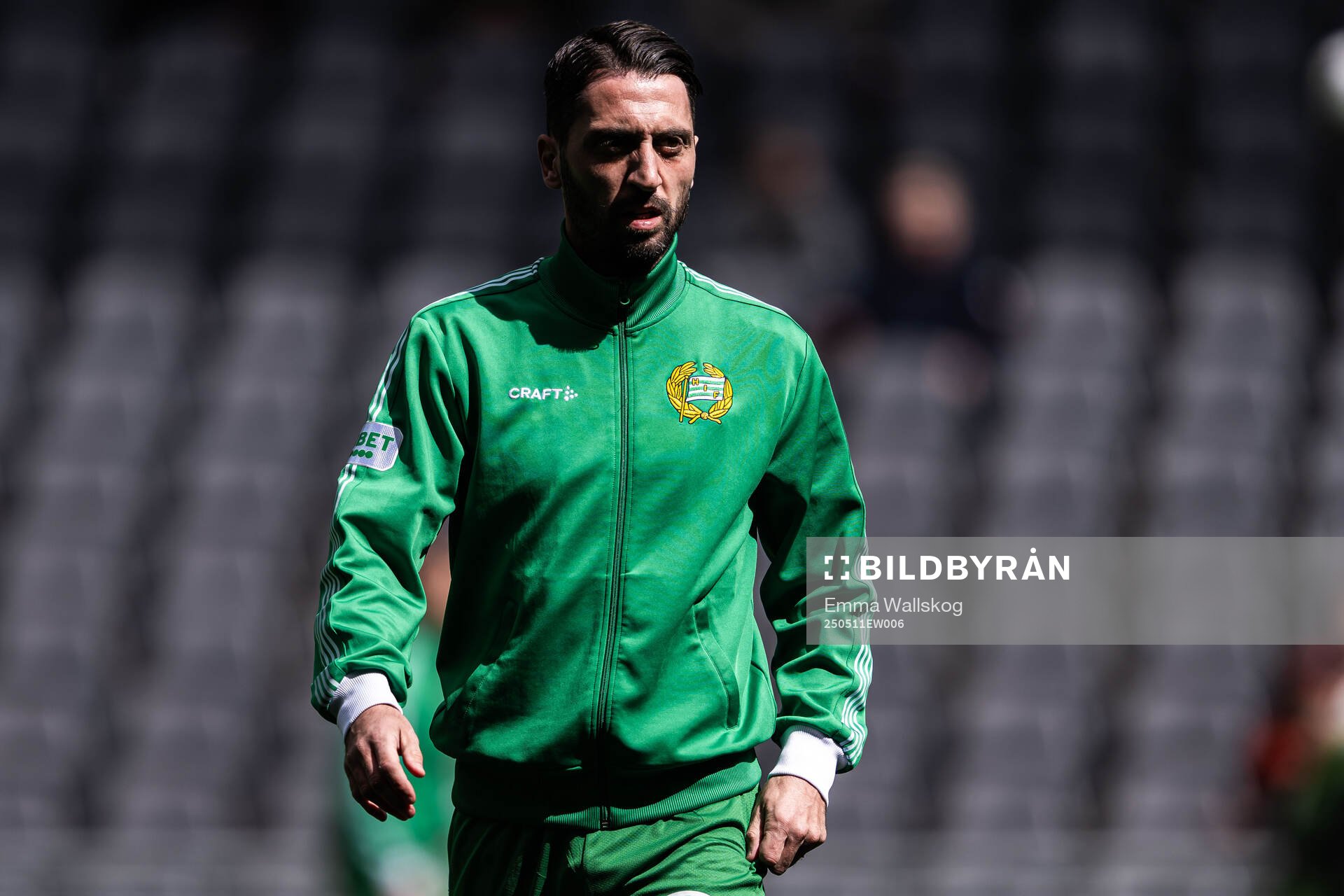 Hammarbys Nahir Besara inför fotbollsmatchen i Allsvenskan mellan Hammarby och IFK Norrköping den 11 maj 2025 i Stockholm. 