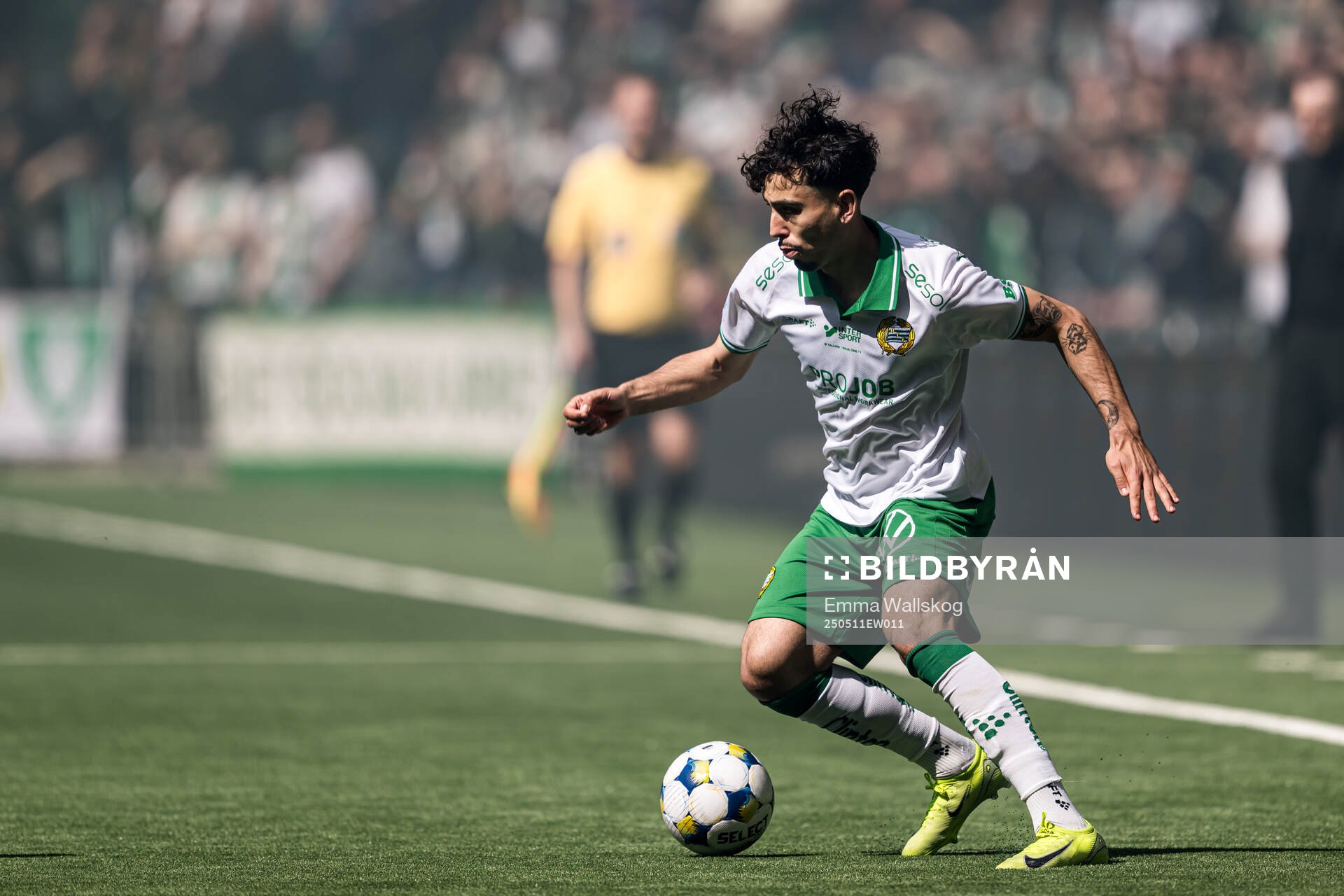 Hammarbys Sebastian Tounekti under fotbollsmatchen i Allsvenskan mellan Hammarby och IFK Norrköping den 11 maj 2025 i Stockholm. 