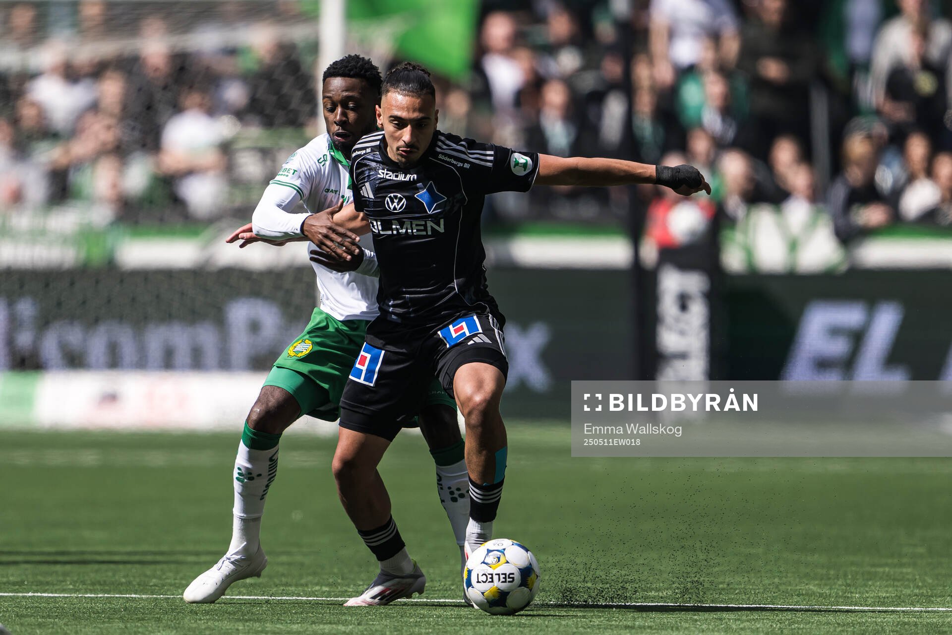 Hammarbys Shaquille Pinas och IFK Norrköpings Moutaz