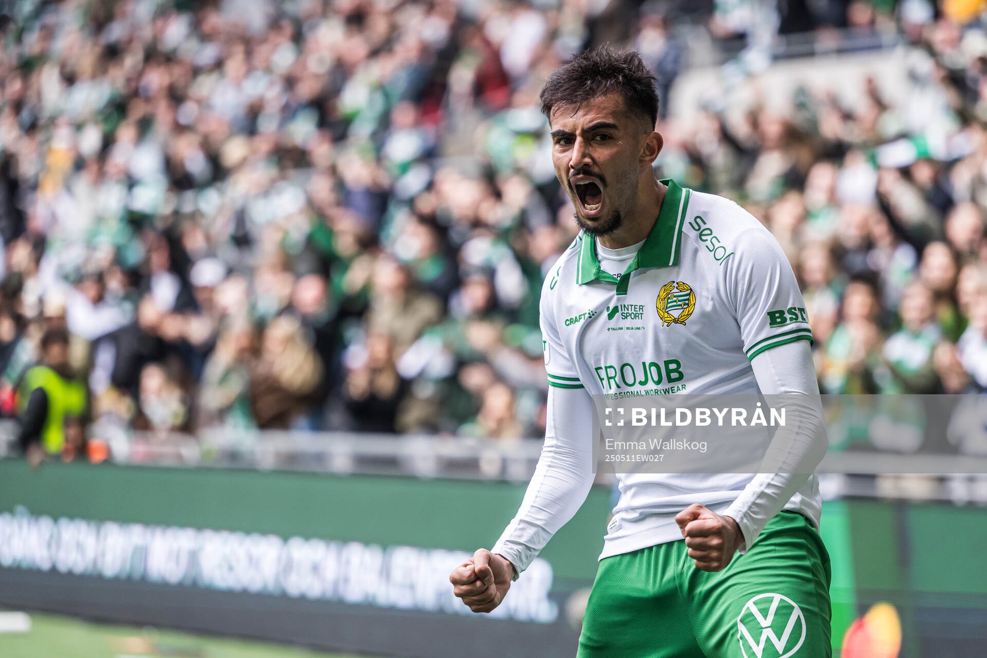 Hammarbys Montader Madjed jublar efter 1-1 under fotbollsmatchen i Allsvenskan mellan Hammarby och IFK Norrköping den 11 maj 2025 i Stockholm.