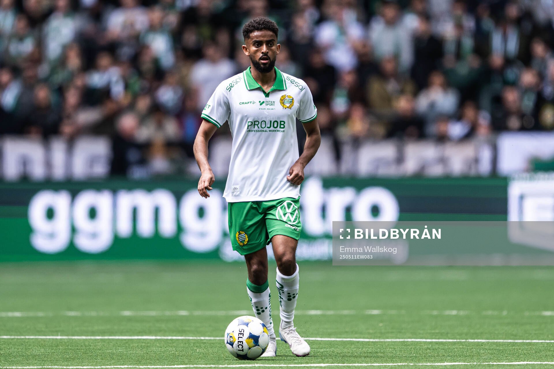 Hammarbys Tesfaldet Tekie under fotbollsmatchen i Allsvenskan mellan Hammarby och IFK Norrköping den 11 maj 2025 i Stockholm. 