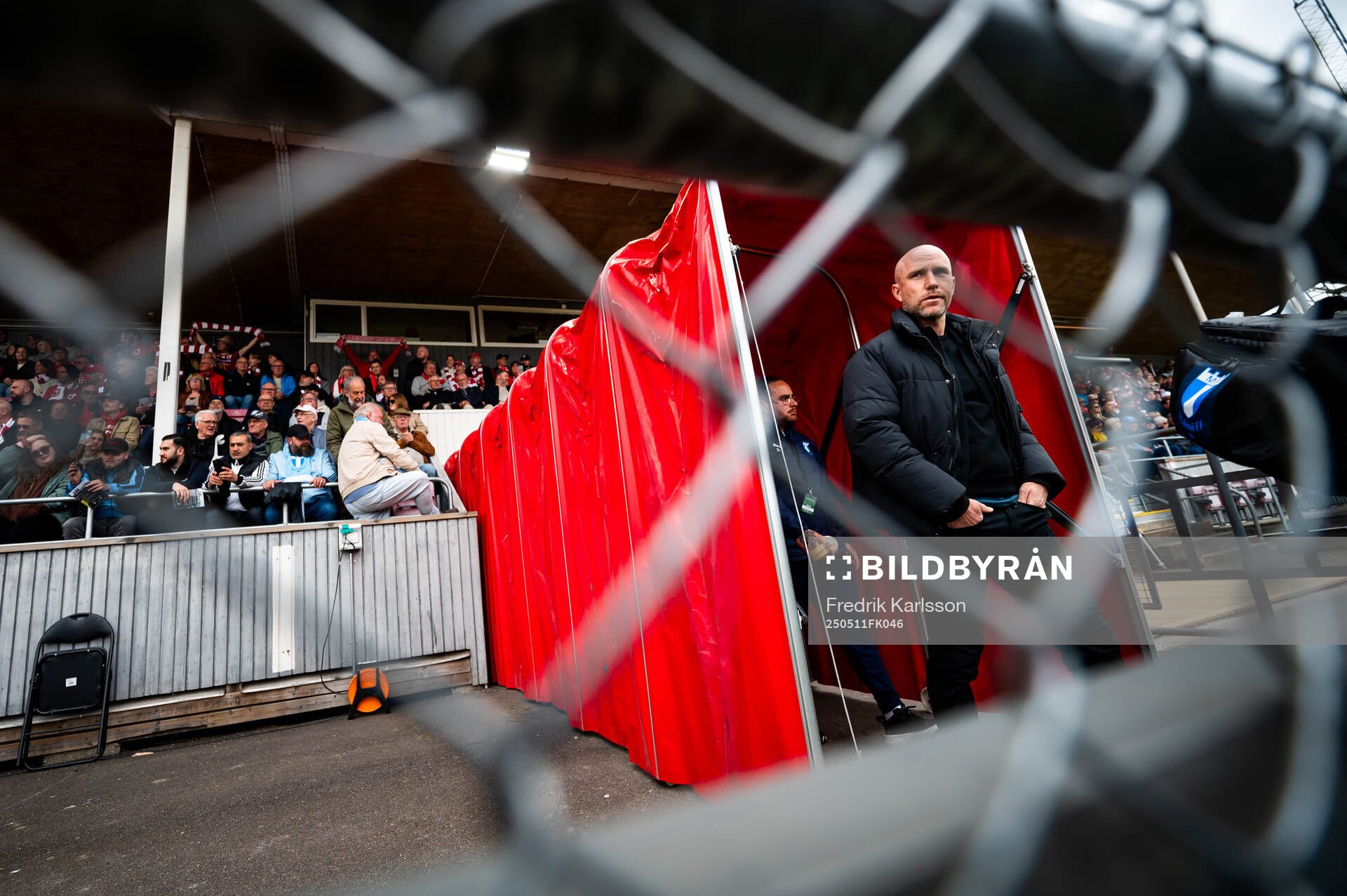 Malmö FFs tränare Henrik Rydström under fotbollsmatchen i Allsvenskan mellan Degerfors och Malmö FF den 11 maj 2025 i Degerfors. 