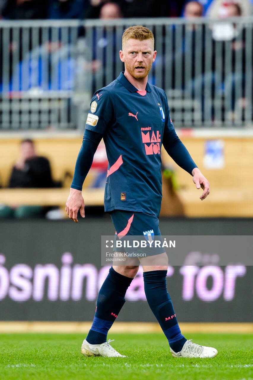 Malmö FFs Anders Christiansen under fotbollsmatchen i Allsvenskan mellan Degerfors och Malmö FF den 11 maj 2025 i Degerfors. 