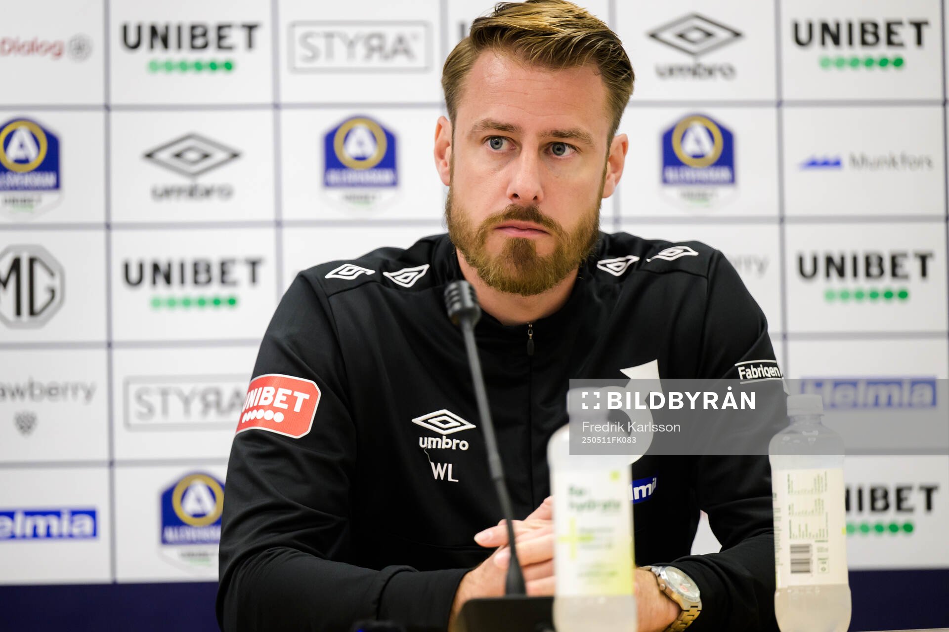 Degerfors tränare William Lundin under presskonferensen efter fotbollsmatchen i Allsvenskan mellan Degerfors och Malmö FF den 11 maj 2025 i Degerfors.