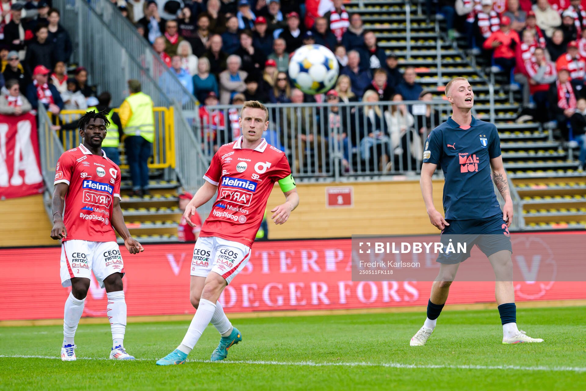 Degerfors Sebastian Ohlsson och Malmö FFs Daniel Gudjohnsen
