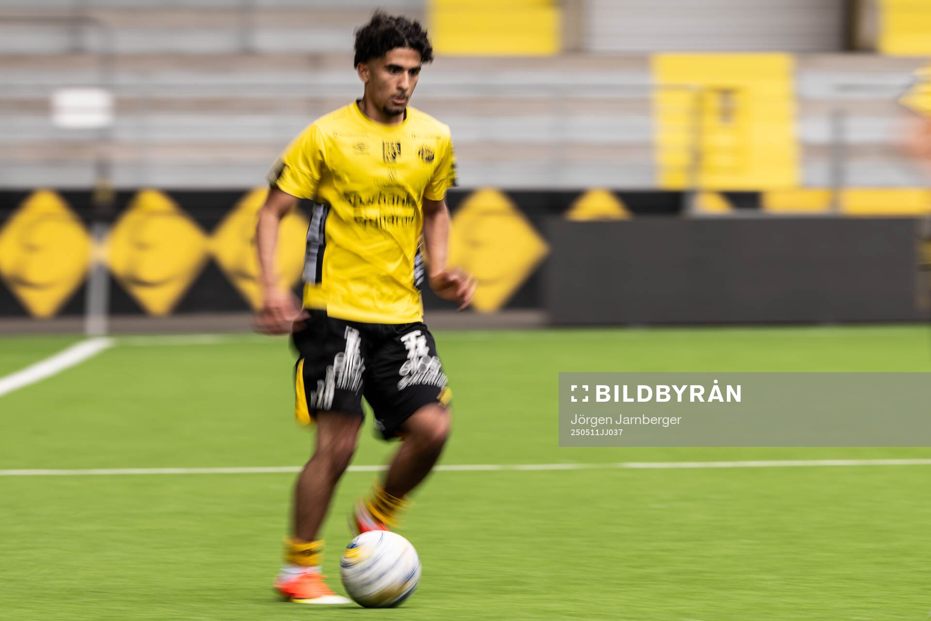 Elfsborgs Aryan Vaghti Chaluosi under fotbollsmatchen i P17 Allsvenskan Södra mellan Elfsborg och Örebro den 11 maj 2025 i Borås.