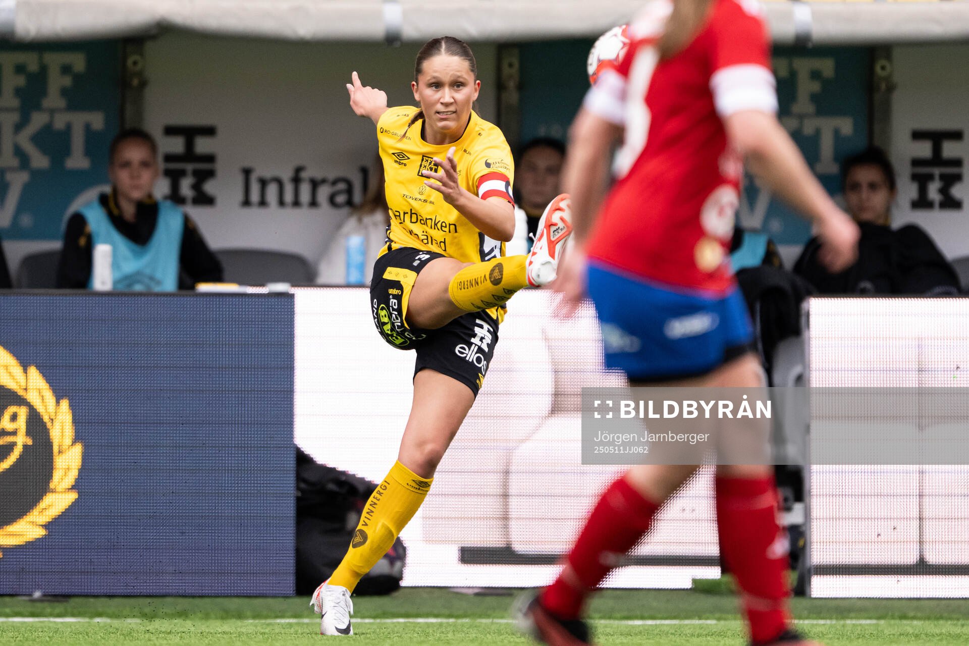 Elfsborgs Alva Lundqvist under fotbollsmatchen i Div 3, Västra, Dam mellan Elfsborg och Gautiod den 11 maj 2025 i Borås. 