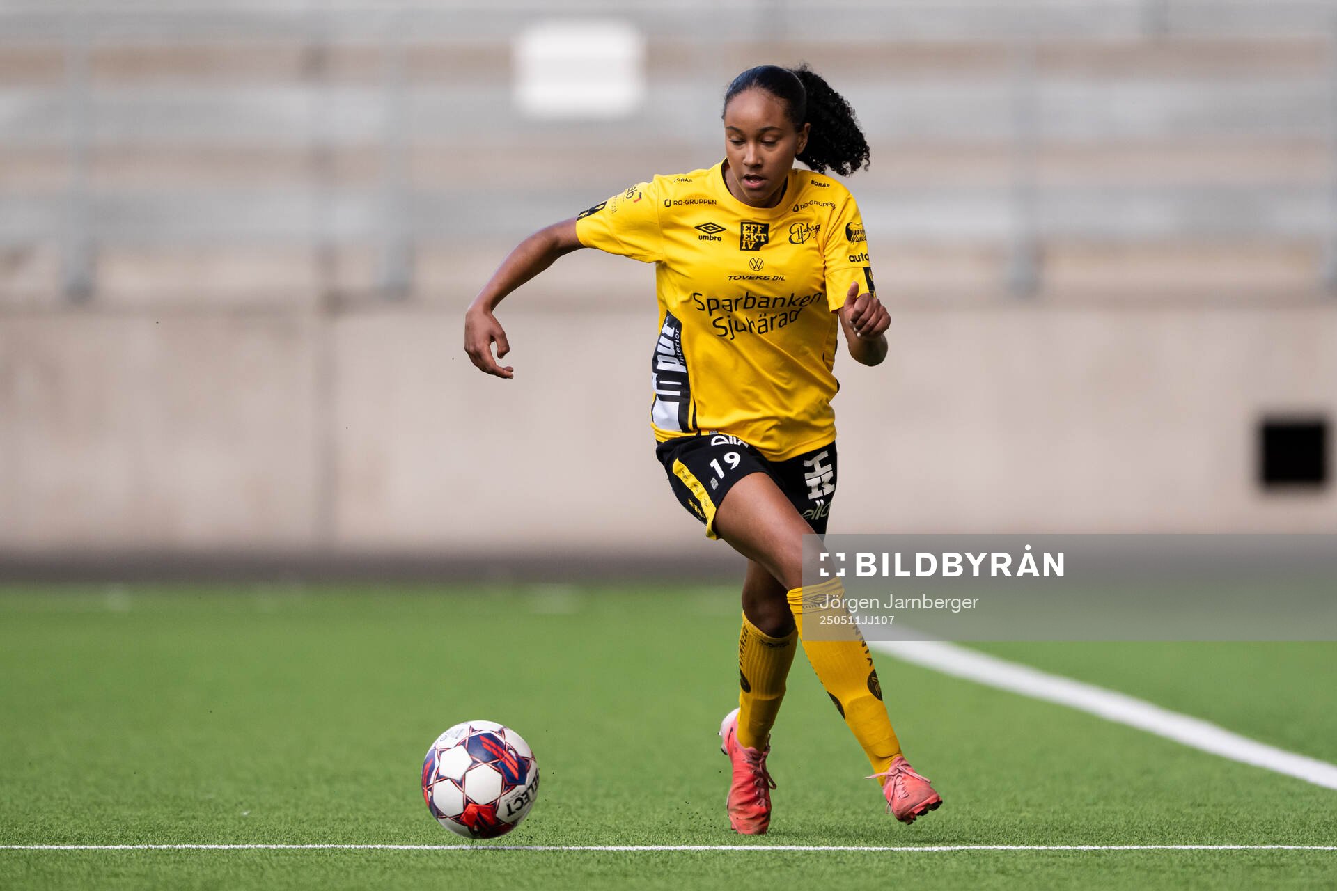 Elfsborgs Stella Johansson under fotbollsmatchen i Div 3, Västra, Dam mellan Elfsborg och Gautiod den 11 maj 2025 i Borås. 