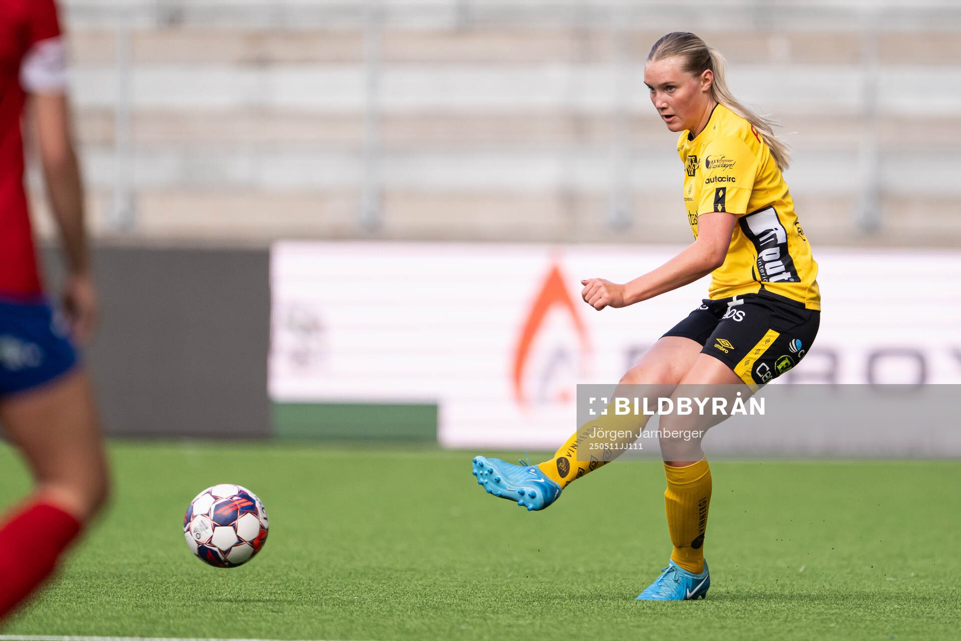 Elfsborgs Alvida Grimvik under fotbollsmatchen i Div 3, Västra, Dam mellan Elfsborg och Gautiod den 11 maj 2025 i Borås. 