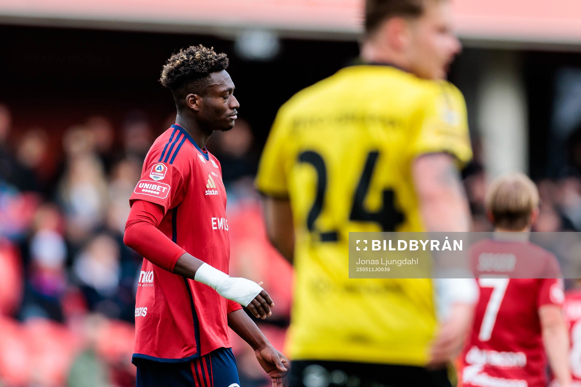 Östers Kingsley Gyamfi deppar under fotbollsmatchen i Allsvenskan mellan Öster och Elfsborg den 11 maj 2025 i Växjö. 