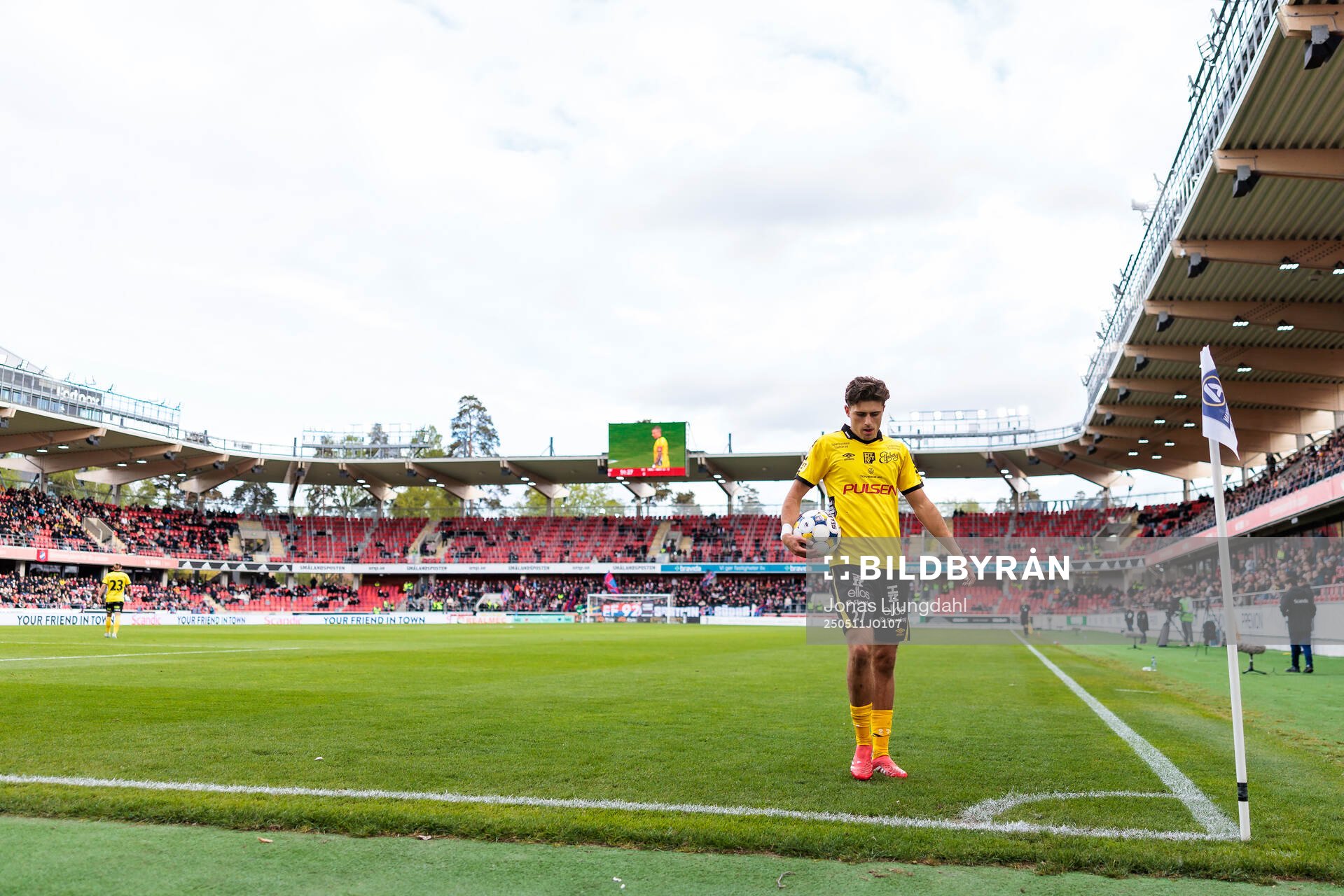 Elfsborgs Besfort Zeneli under fotbollsmatchen i Allsvenskan mellan Öster och Elfsborg den 11 maj 2025 i Växjö. 