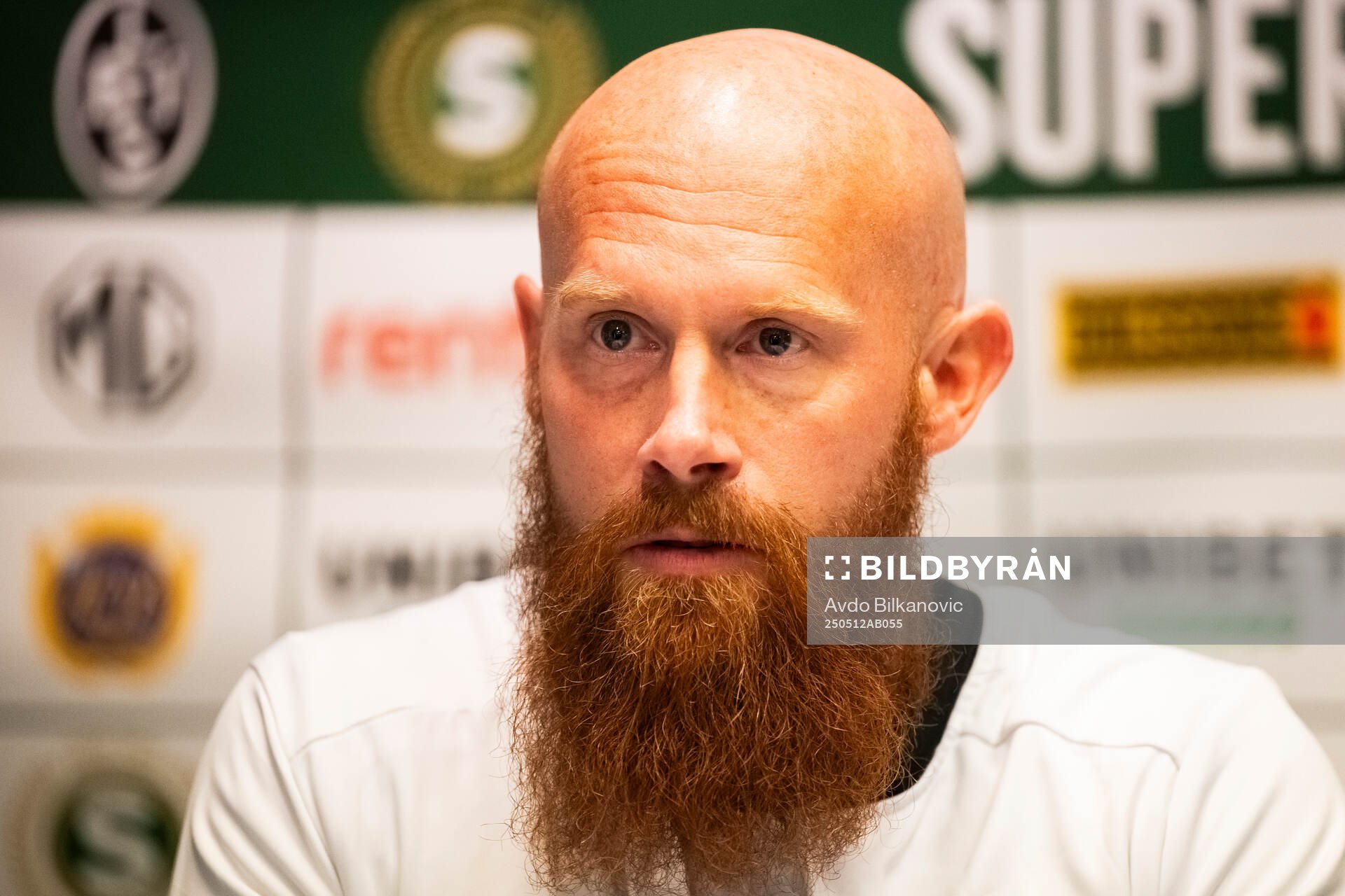 Landskronas tränare Max Mölder under fotbollsmatchen i Superettan mellan Landskrona och Örgryte den 12 maj 2025 i Landskrona. 