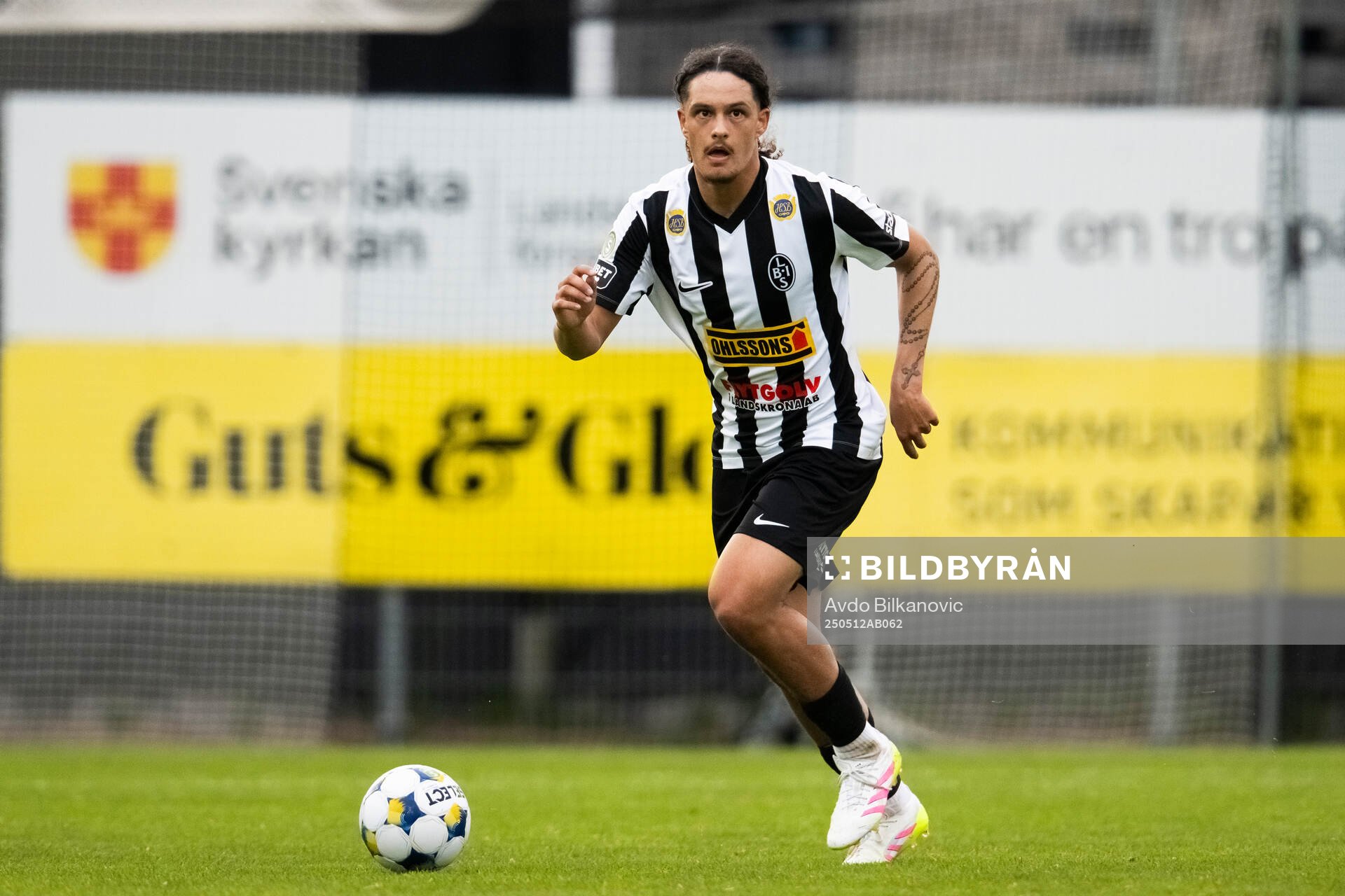 Landskronas André Alvarez Perez under fotbollsmatchen i Superettan mellan Landskrona och Örgryte den 12 maj 2025 i Landskrona. 