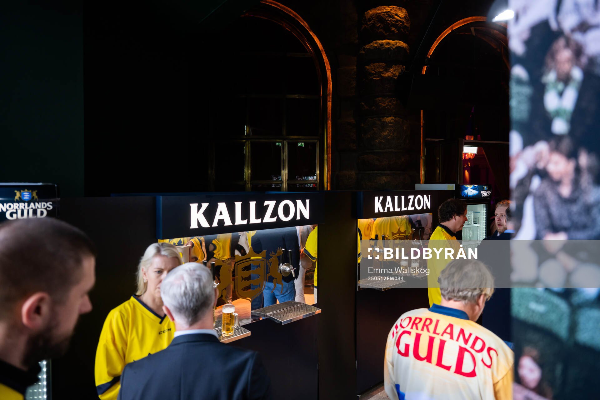 Kallzon med ölglas och öltappar