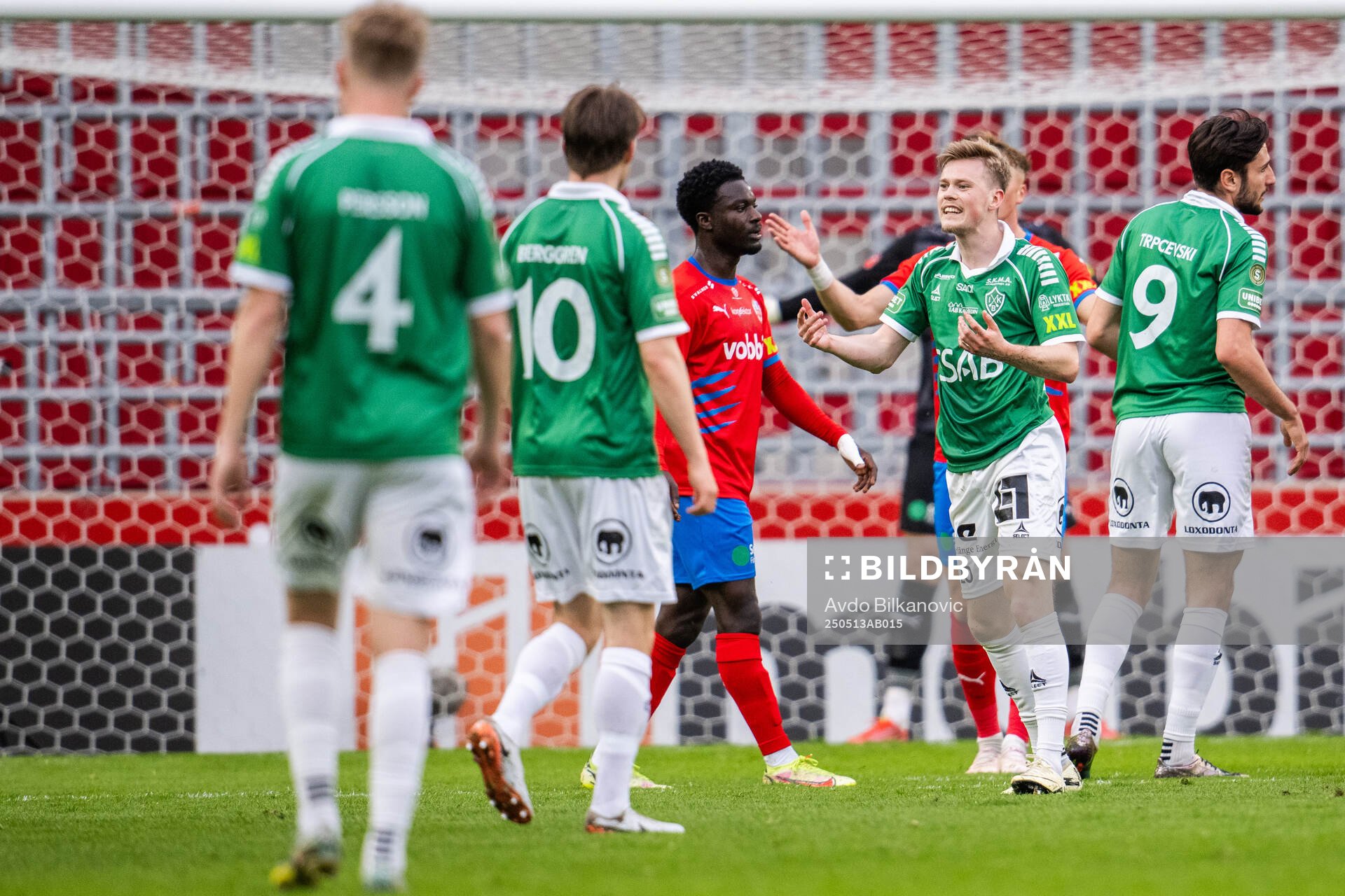 Brages Gustav Nordh reagerar under fotbollsmatchen i Superettan mellan Helsingborg och Brage den 13 maj 2025 i Helsingborg. 
