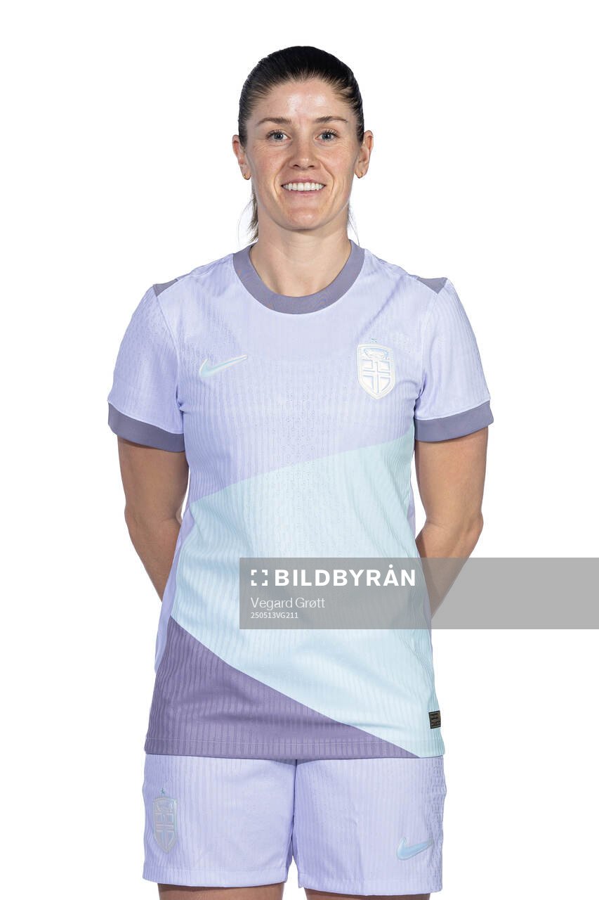 Maren Mjelde of the Norwegian women's national football team poses for a portrait on February 18, 2025 in Toulouse. 
