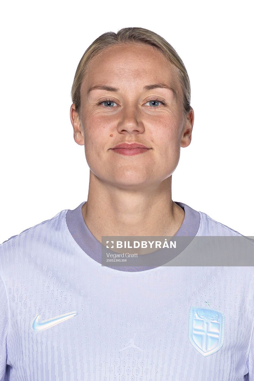 Lisa Naalsund of the Norwegian women's national football