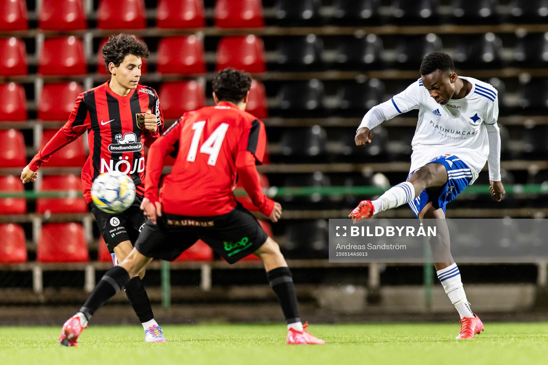 IFK Norrköpings Emmanuel Alase under finalen i ligacupen för P17 mellan Brommapojkarna och IFK Norrköping den 14 maj 2025 i Stockholm.
