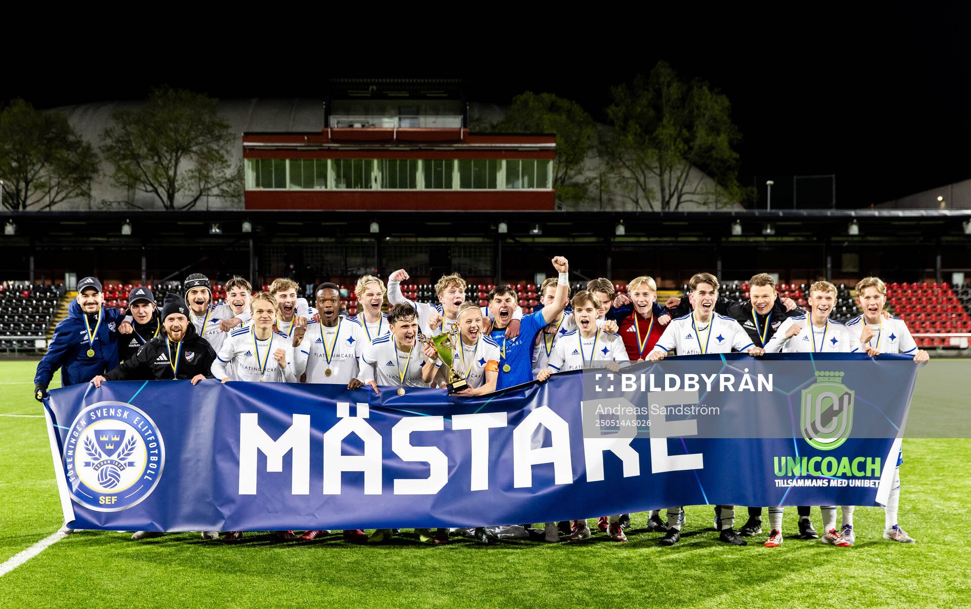 IFK Norrköpings spelare jublar