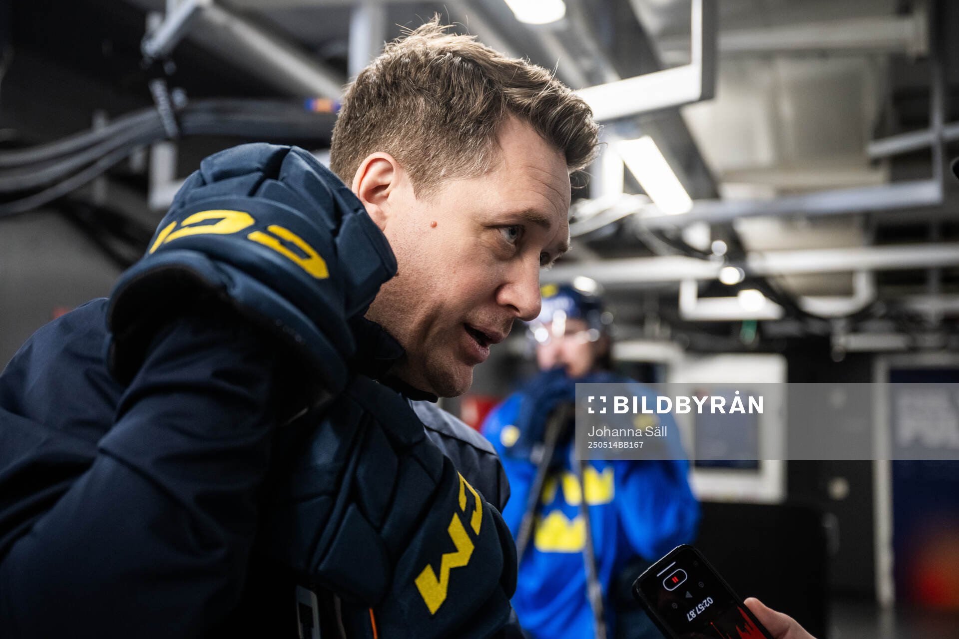 Head coach Sam Hallam of Sweden