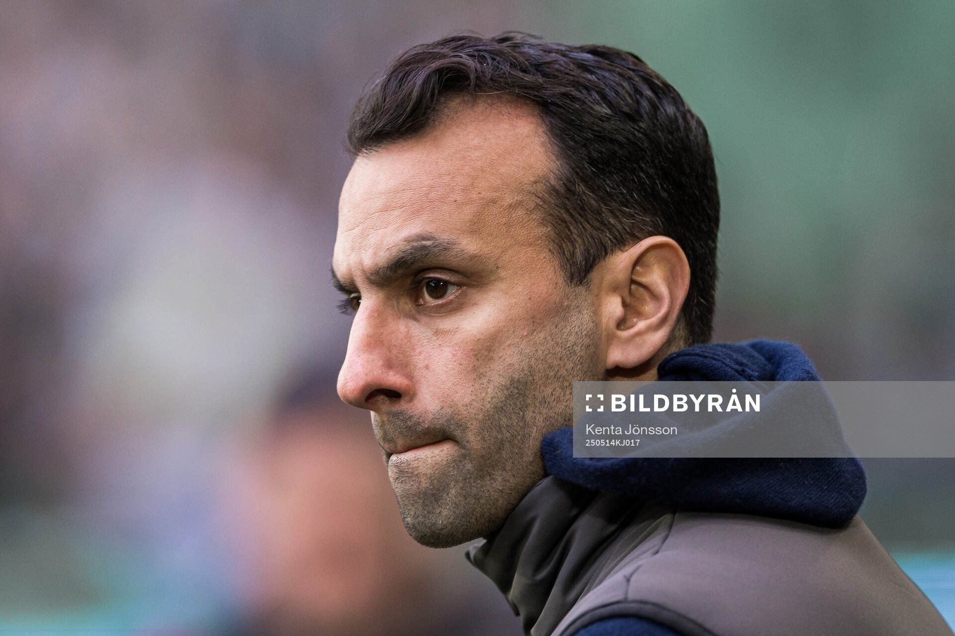 Sirius tränare Andreas Engelmark under fotbollsmatchen i Allsvenskan mellan Hammarby och Sirius den 14 maj 2025 i Stockholm. 