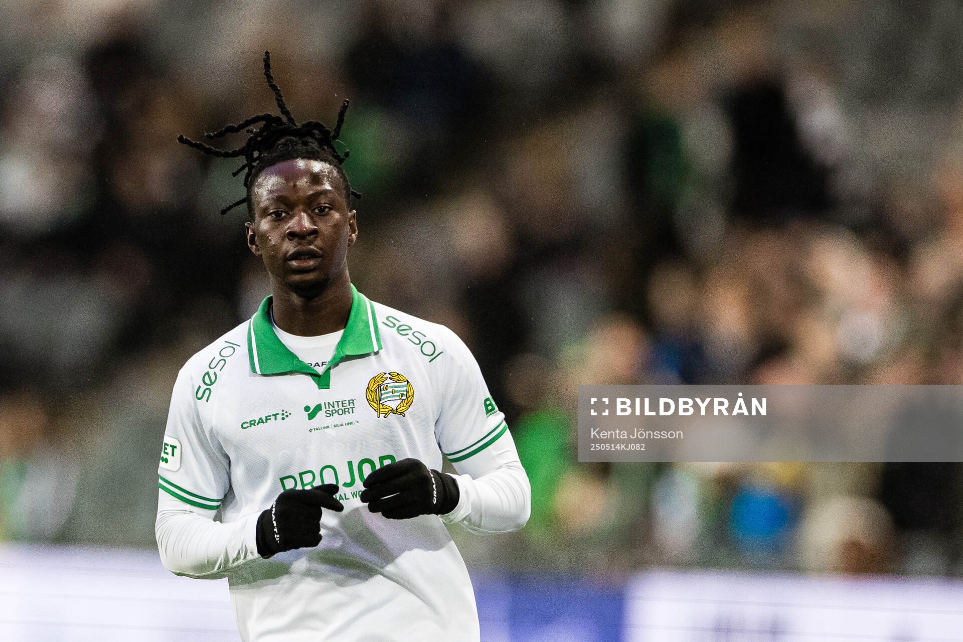 Hammarbys Moise Elohim Victoire Kabore under fotbollsmatchen i Allsvenskan mellan Hammarby och Sirius den 14 maj 2025 i Stockholm. 