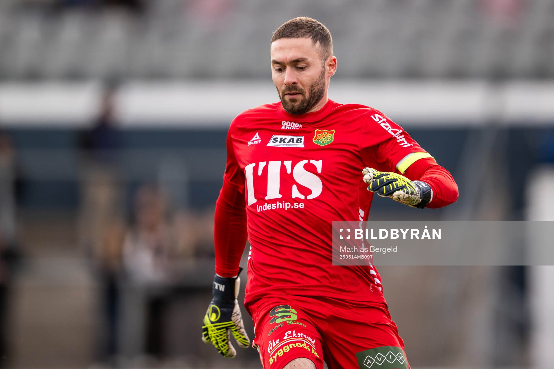 GAIS målvakt Mergim Krasniqi under fotbollsmatchen i Allsvenskan mellan Halmstad och GAIS den 14 maj 2025 i Halmstad. 