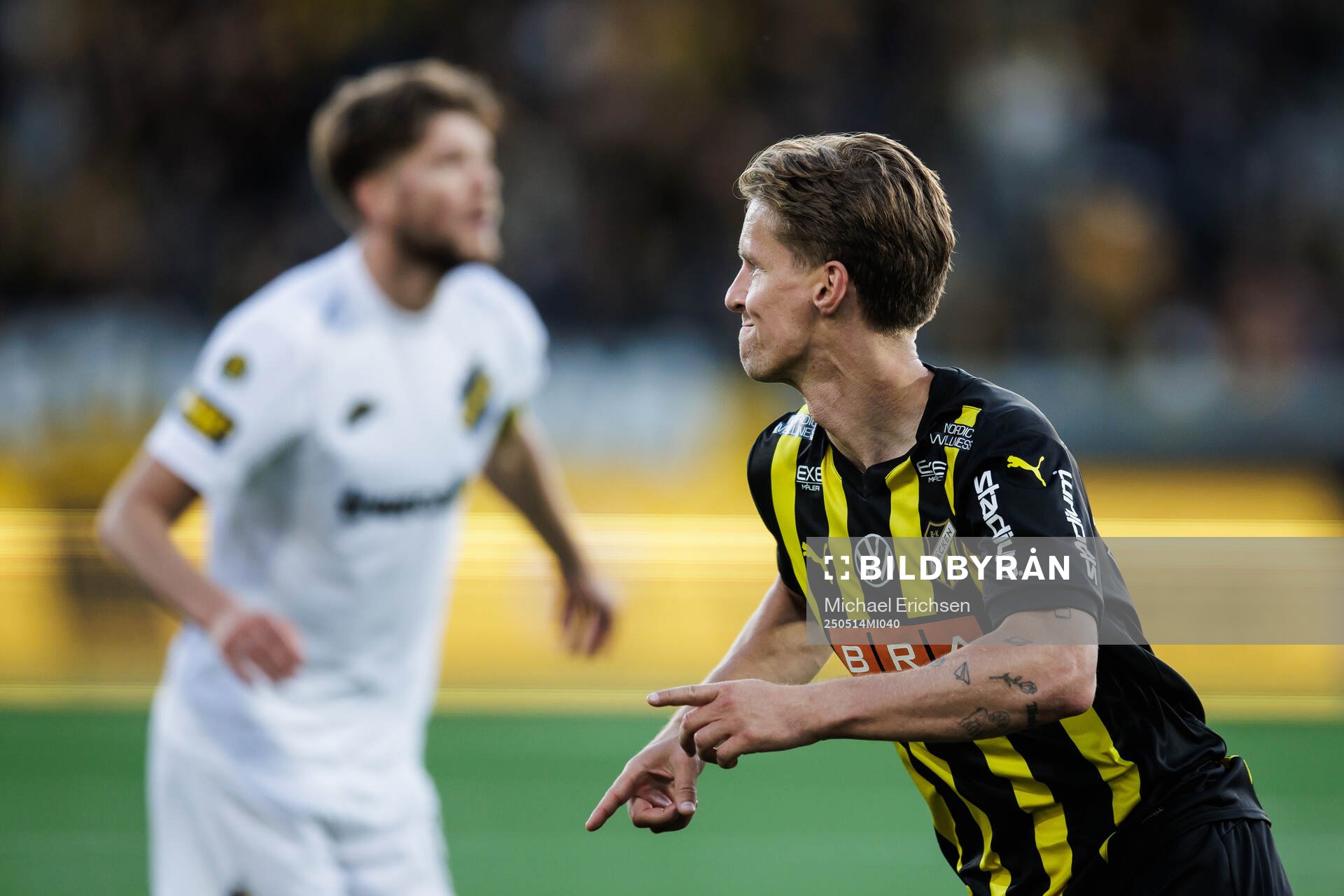 Häckens Samuel Leach Holm jublar efter 3-3 målet under fotbollsmatchen i Allsvenskan mellan Häcken och AIK den 14 maj 2025 i Göteborg. 
