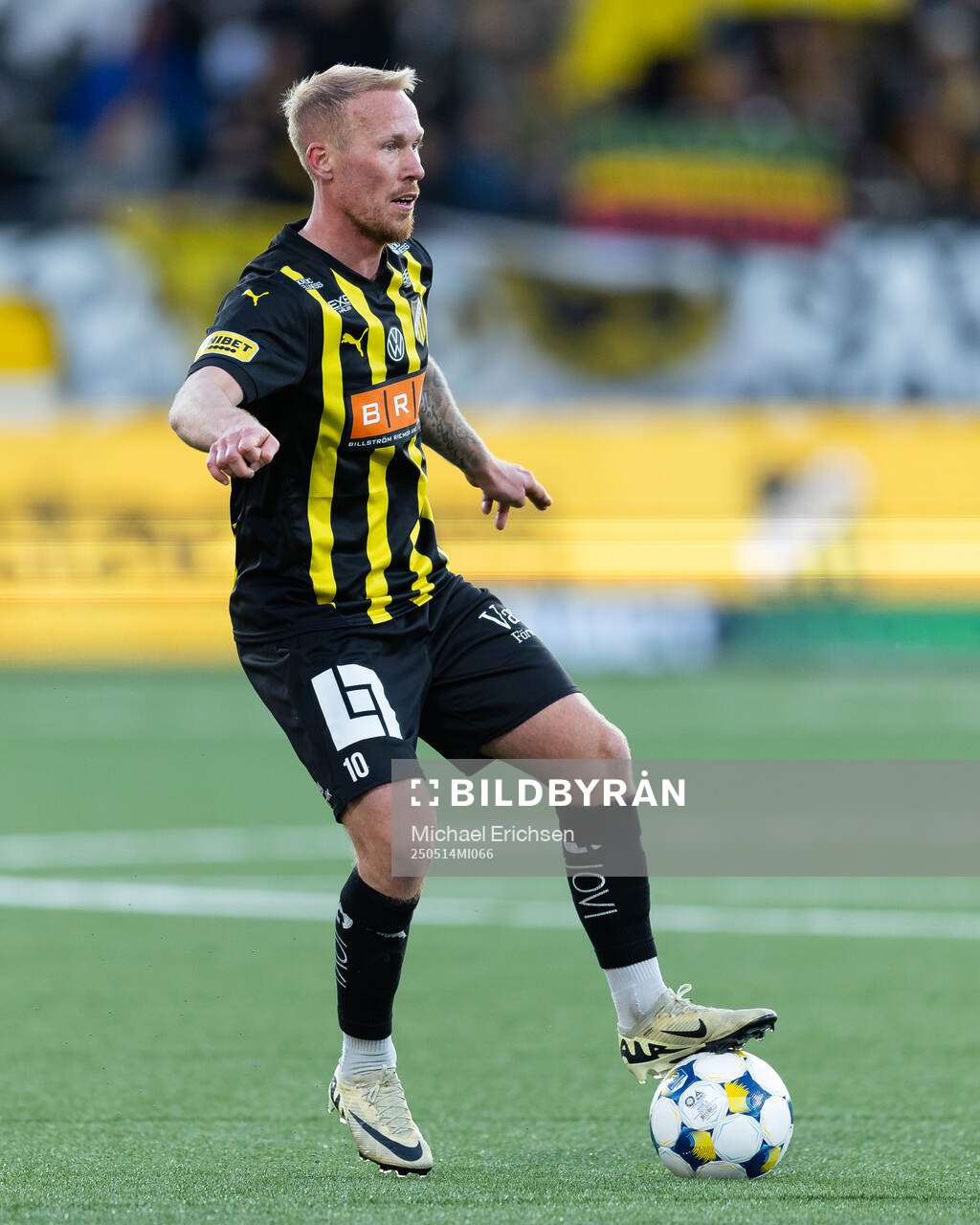 Häckens Mikkel Rygaard Jensen under fotbollsmatchen i Allsvenskan mellan Häcken och AIK den 14 maj 2025 i Göteborg. 