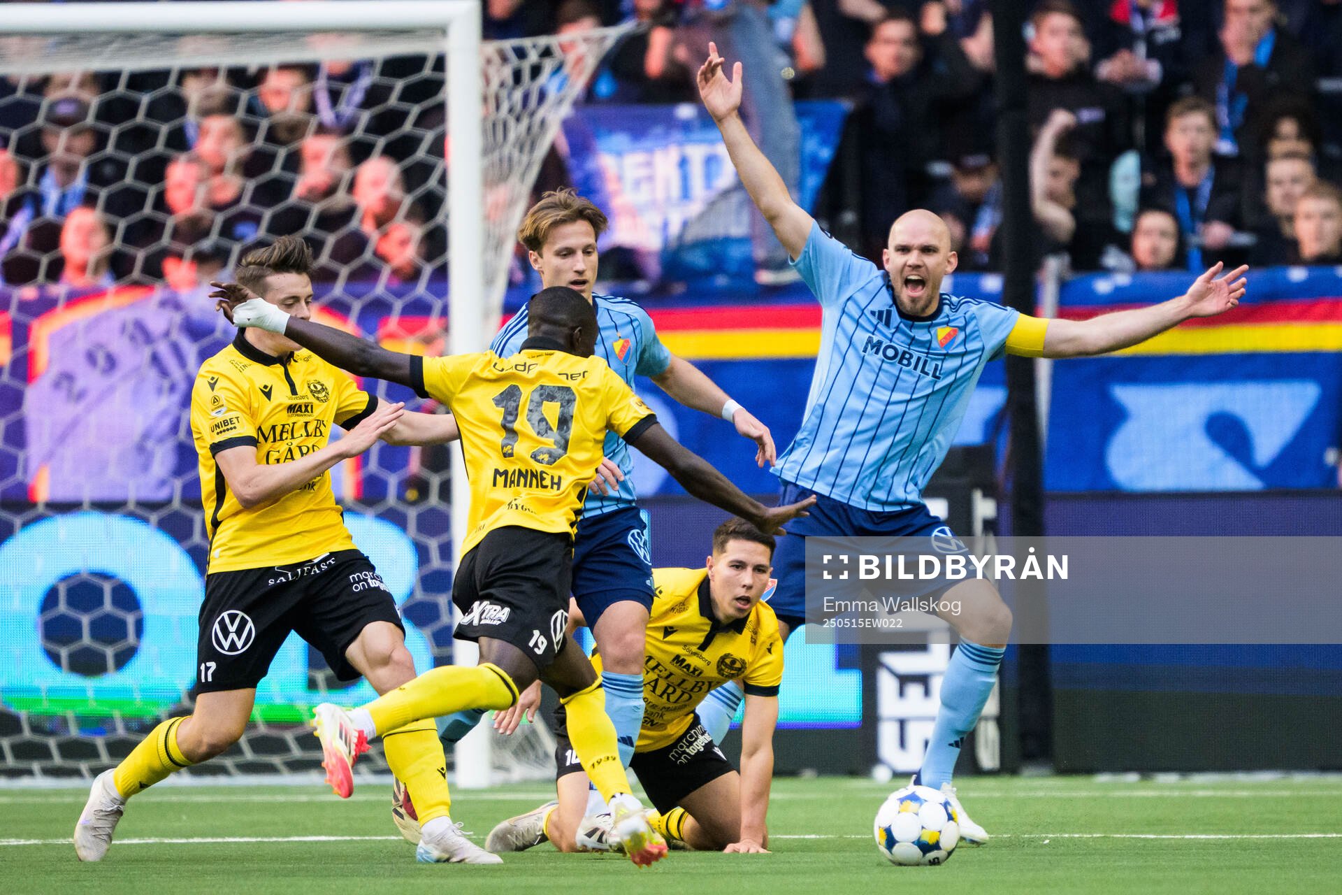 Mjällbys Elliot Stroud, Abdoulie Manneh och Nicklas