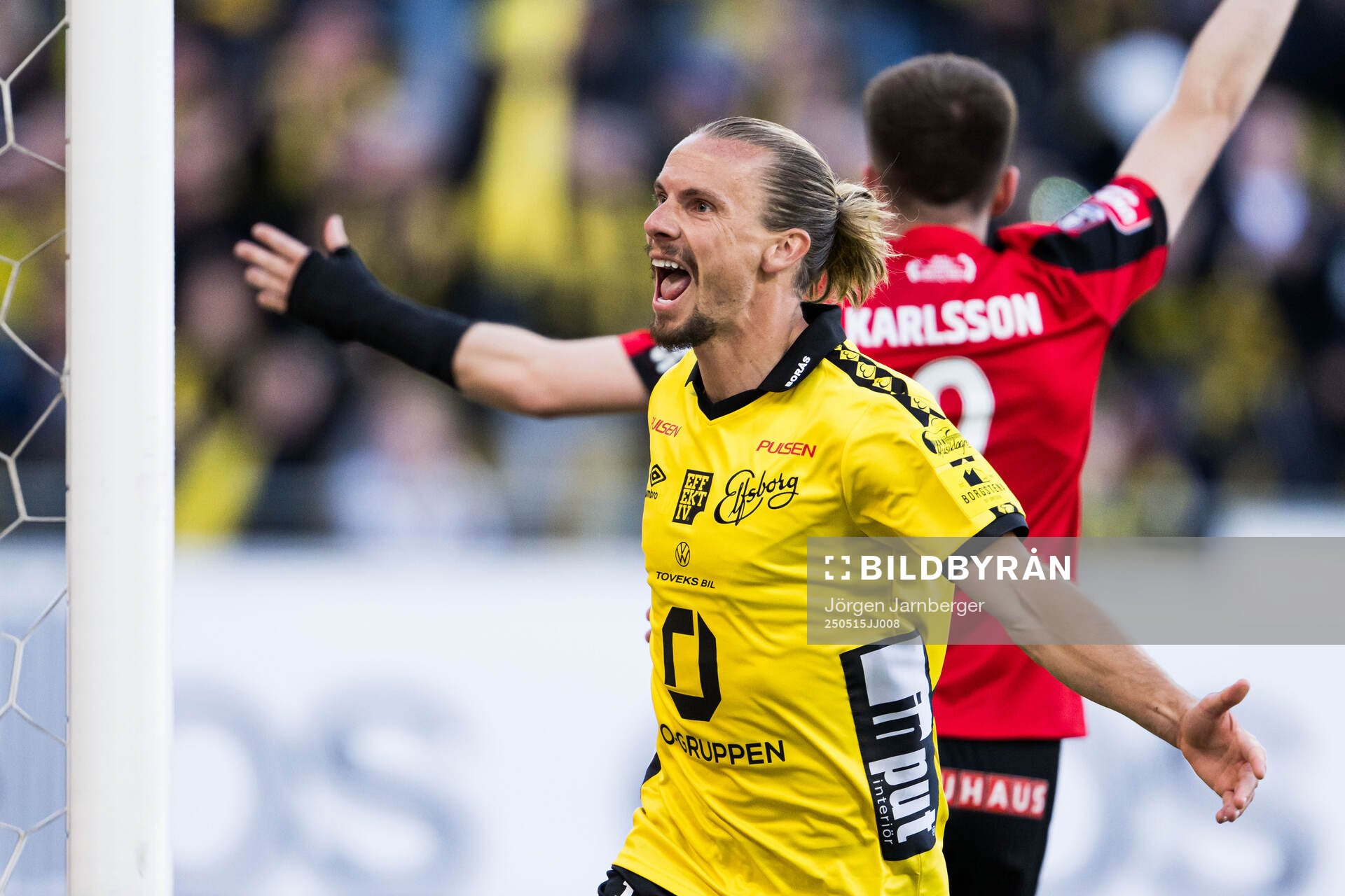 Elfsborgs Niklas Hult jublar efter 1-0 målet under fotbollsmatchen i Allsvenskan mellan Elfsborg och Brommapojkarna den 15 maj 2025 i Borås.