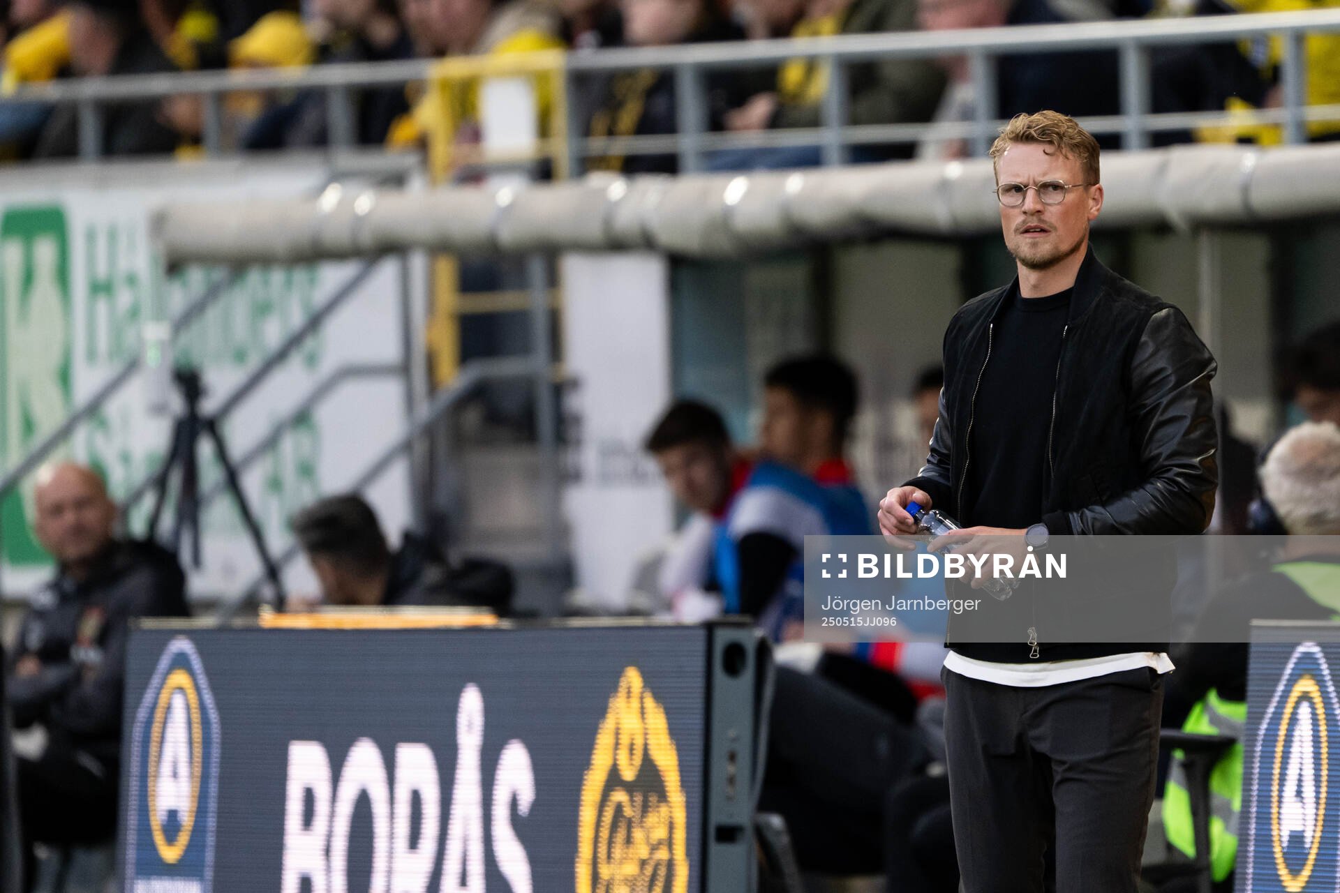Elfsborgs tränare Oscar Hiljemark under fotbollsmatchen i Allsvenskan mellan Elfsborg och Brommapojkarna den 15 maj 2025 i Borås.