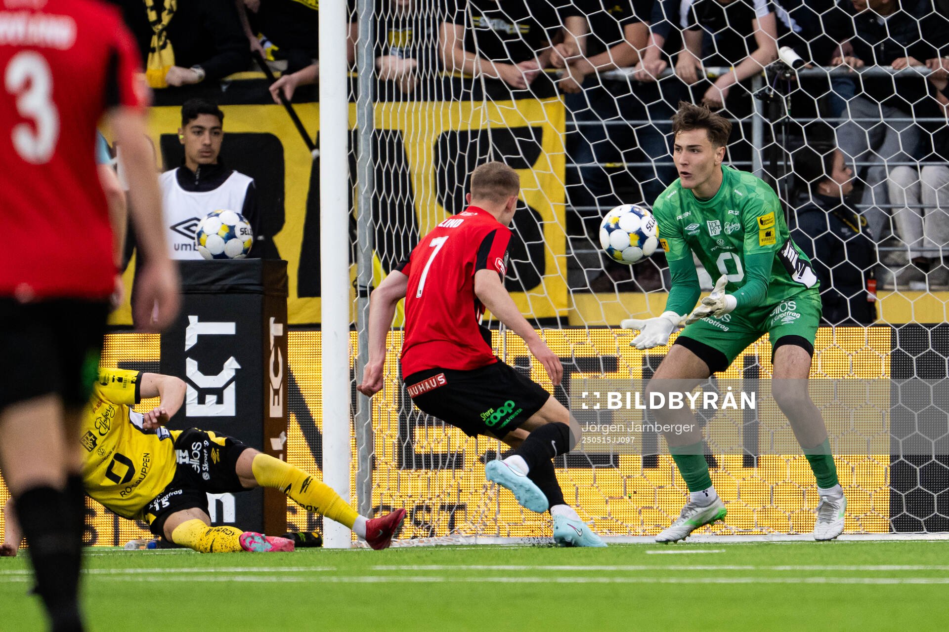 Elfsborgs målvakt Simon Eriksson