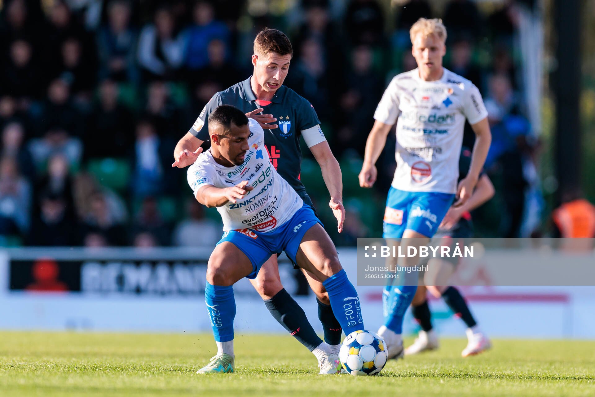 Värnamos Wenderson Oliveira do Nascimento och Malmö FFs