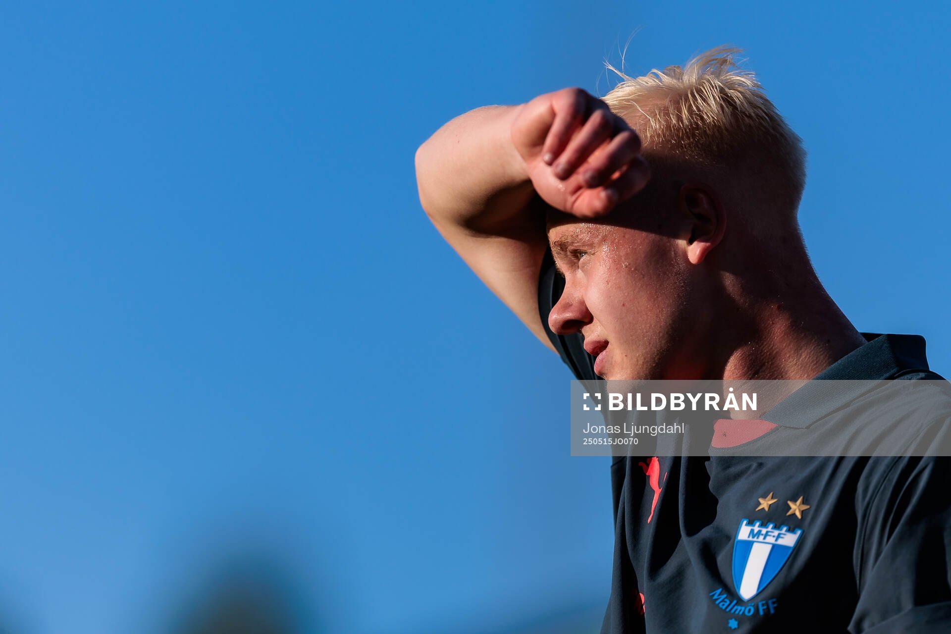 Malmö FFs Otto Rosengren under fotbollsmatchen i Allsvenskan mellan Värnamo och Malmö FF den 15 maj 2025 i Värnamo. 