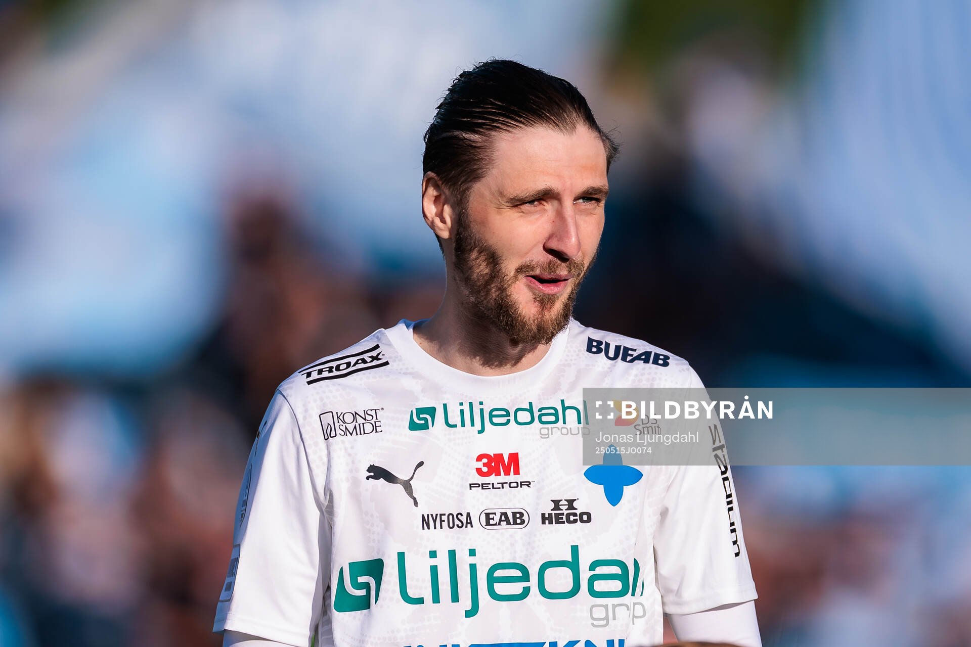 Värnamos Pawel Cibicki inför fotbollsmatchen i Allsvenskan mellan Värnamo och Malmö FF den 15 maj 2025 i Värnamo. 