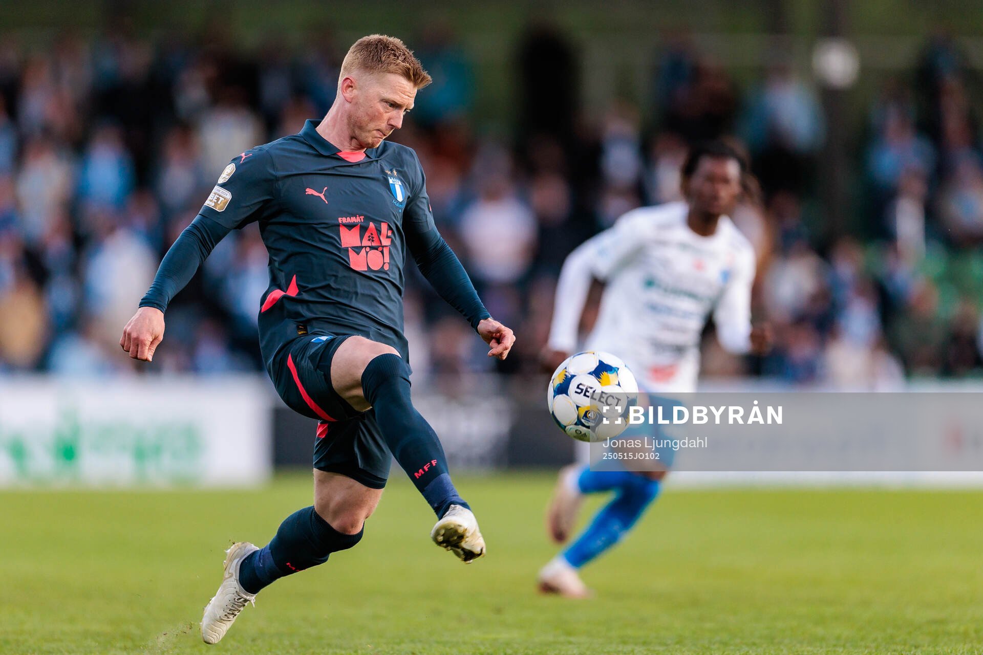 Malmö FFs Anders Christiansen under fotbollsmatchen i Allsvenskan mellan Värnamo och Malmö FF den 15 maj 2025 i Värnamo. 