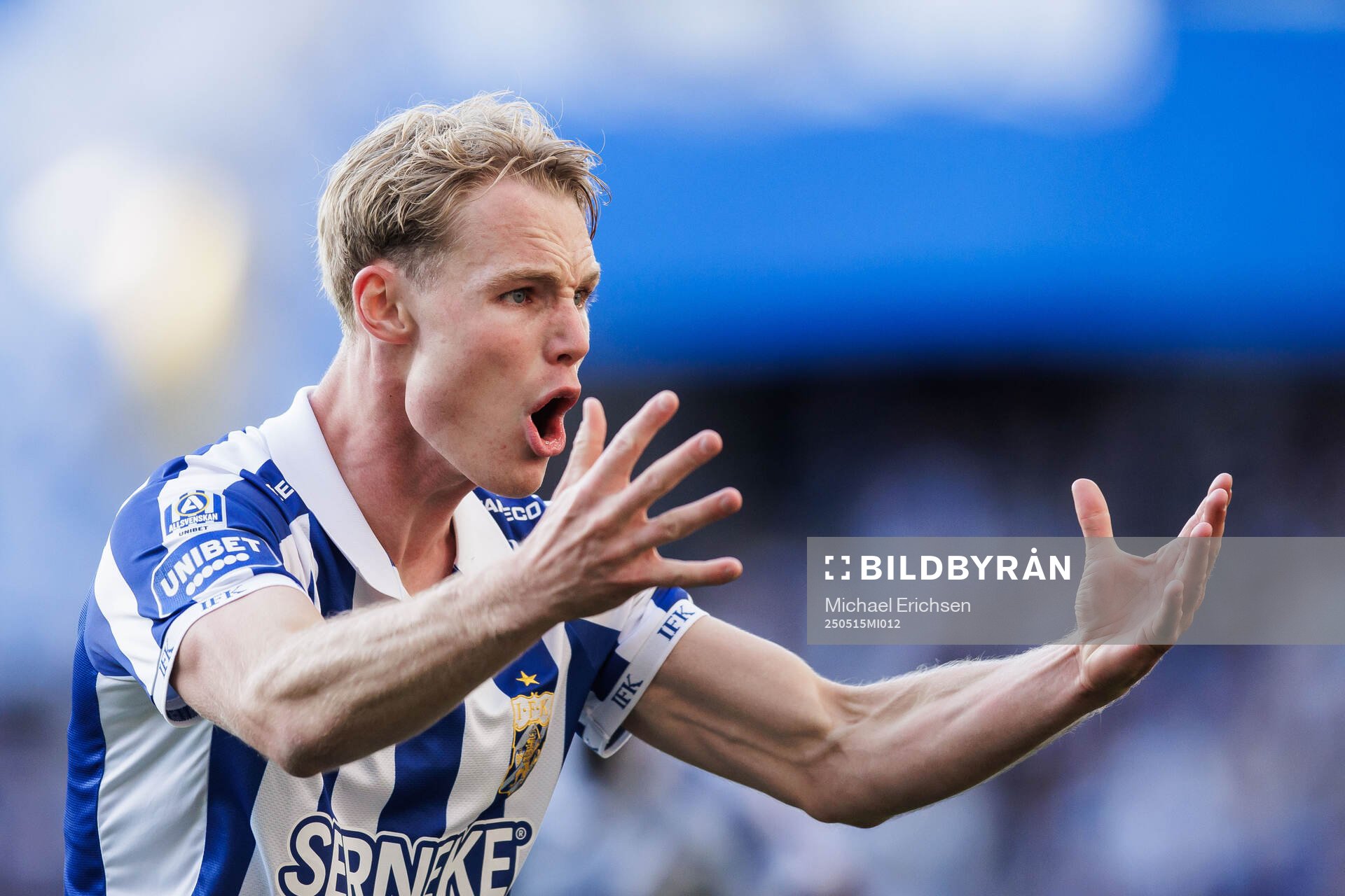IFK Göteborgs Max Fenger reagerar