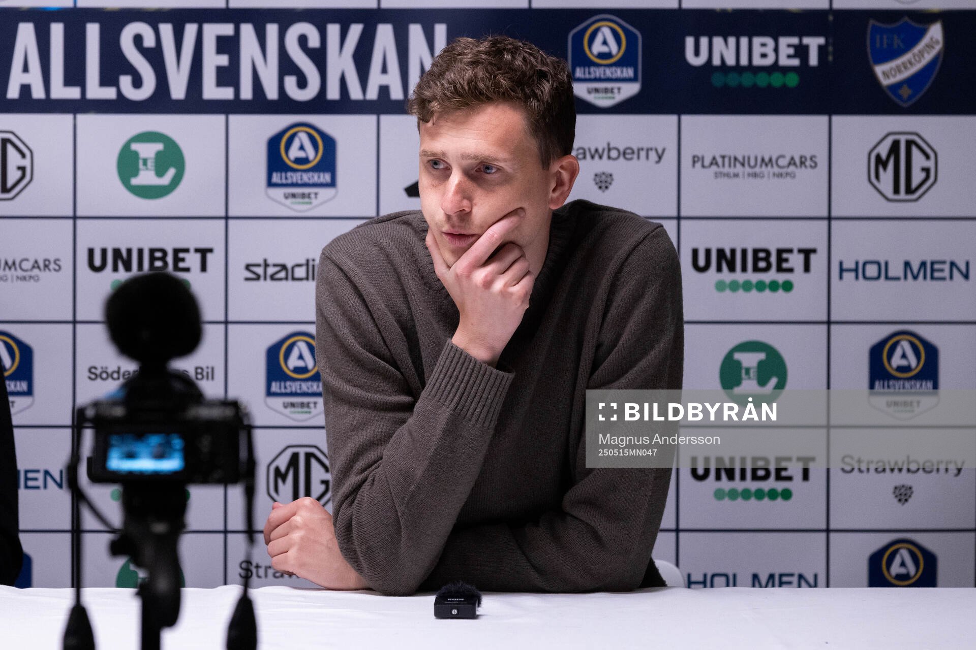 IFK Norrköpings tränare Martin Falk under presskonferensen efter fotbollsmatchen i Allsvenskan mellan IFK Norrköping och Degerfors den 15 maj 2025 i Norrköping.