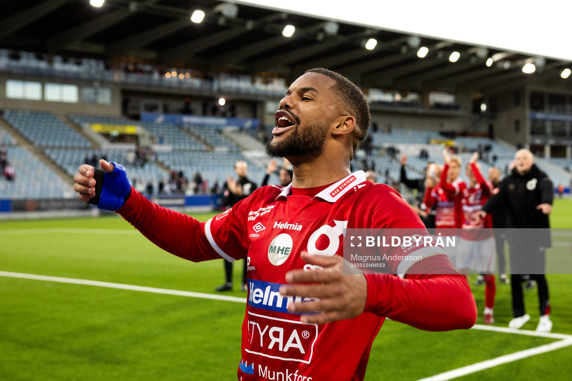 Degerfors Leon Hien jublar