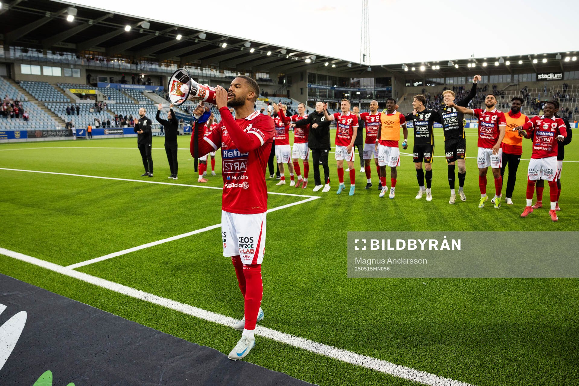 Degerfors Leon Hien jublar