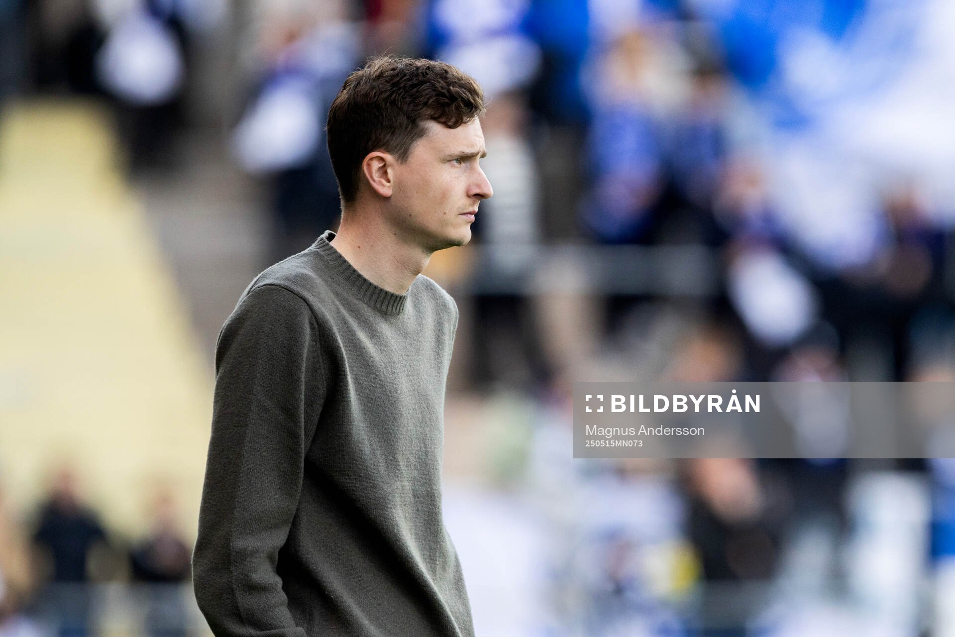 IFK Norrköpings tränare Martin Falk under fotbollsmatchen i Allsvenskan mellan IFK Norrköping och Degerfors den 15 maj 2025 i Norrköping.
