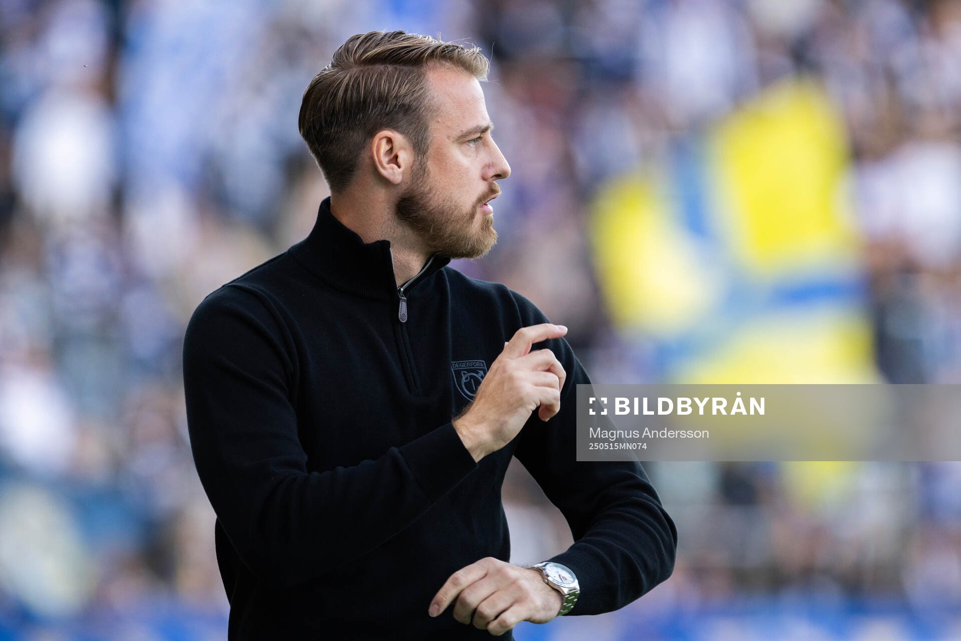Degerfors tränare William Lundin under fotbollsmatchen i Allsvenskan mellan IFK Norrköping och Degerfors den 15 maj 2025 i Norrköping.
