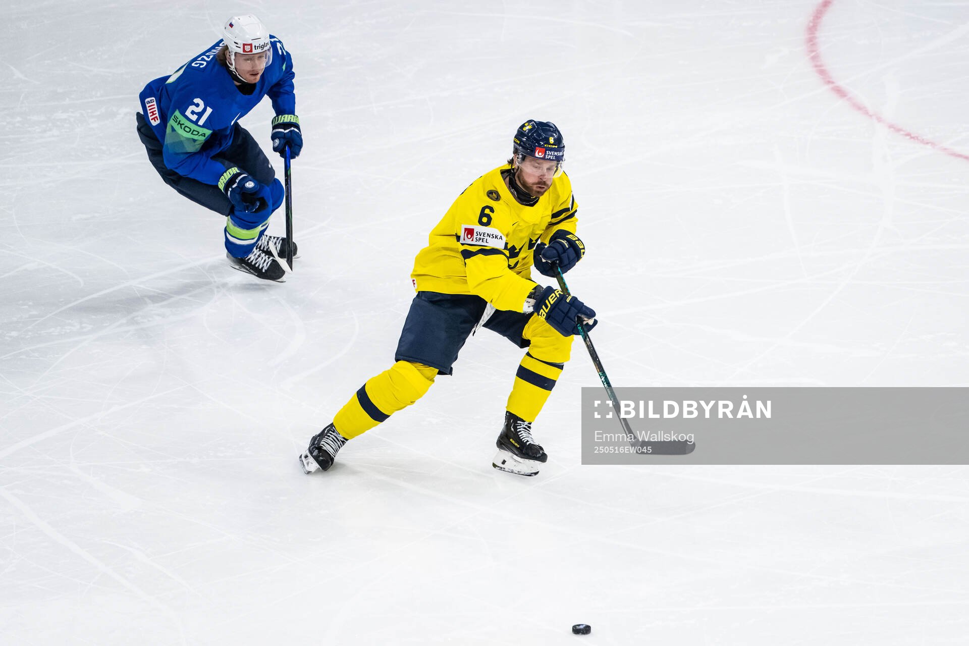 Jan Drozg of Slovenia and Adam Larsson of Sweden