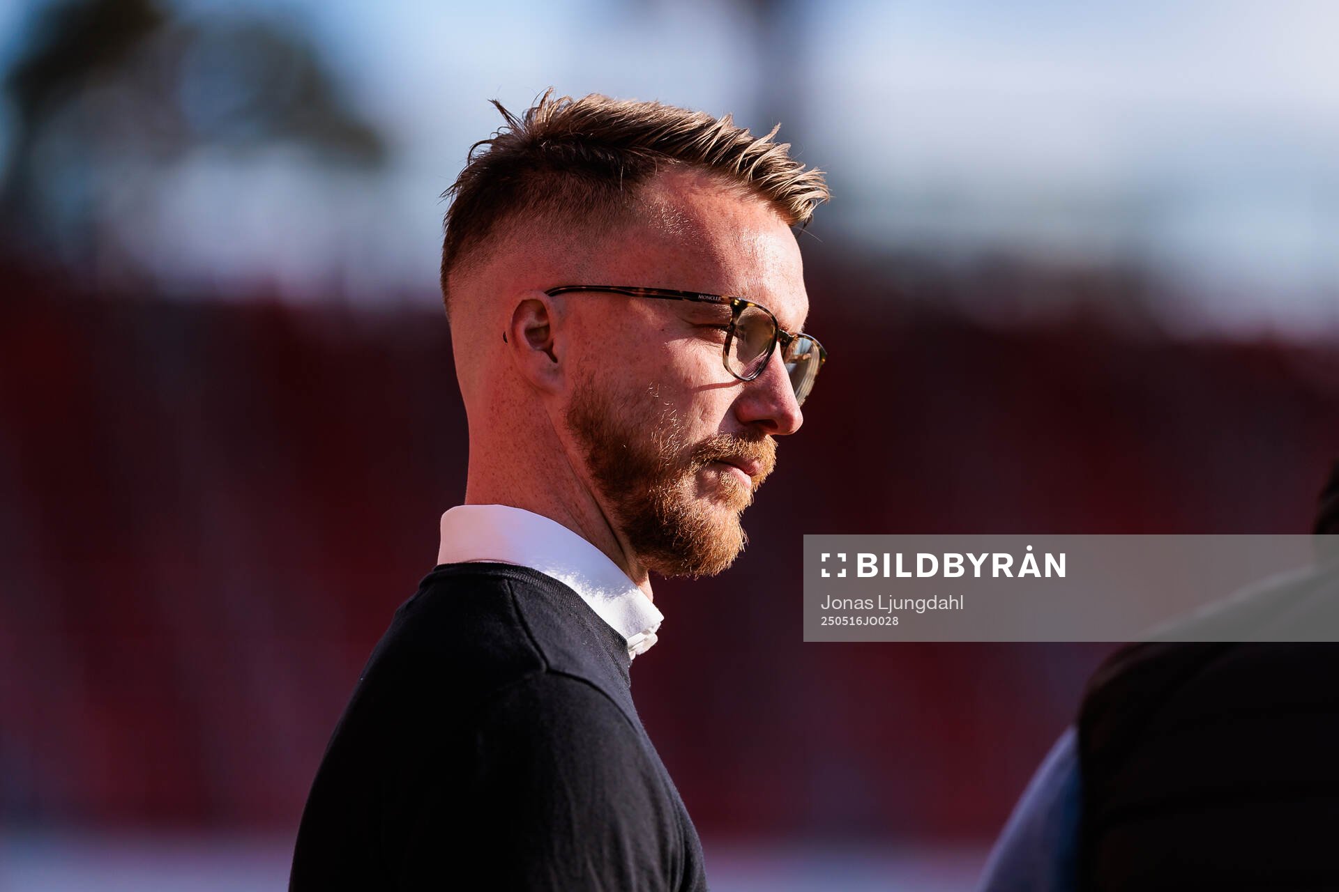 Växjö DFFs huvudtränare Olof Unogård