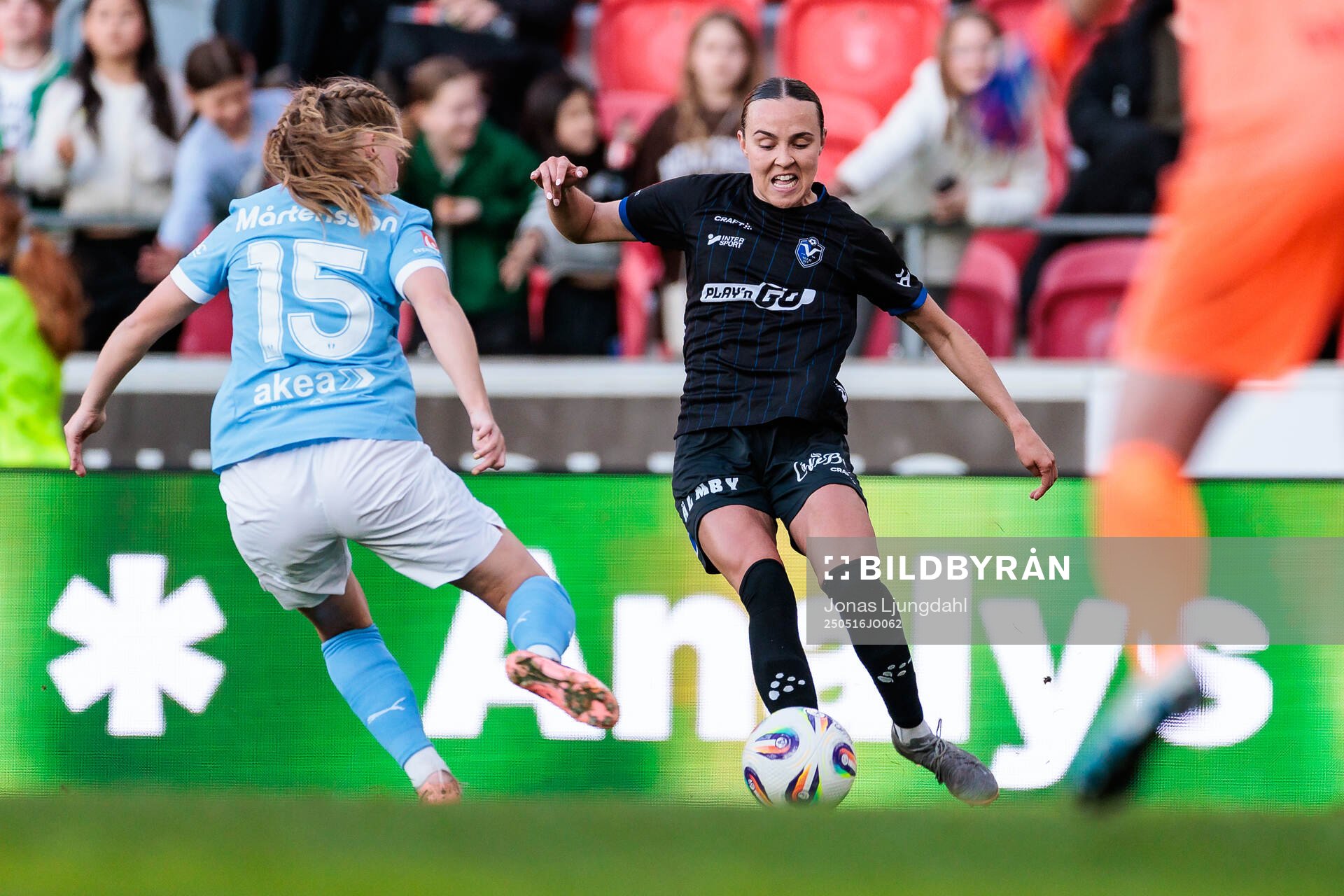 Växjö DFFs Larkin Russel under fotbollsmatchen i Damallsvenskan mellan Växjö DFF och Malmö FF den 16 maj 2025 i Växjö. 