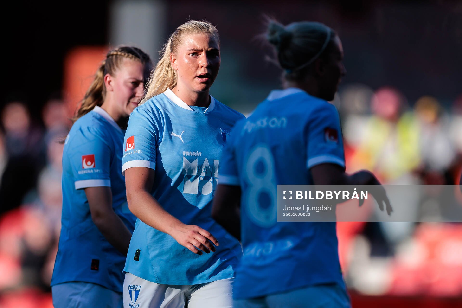 Malmö FFs Ellen Löfqvist under fotbollsmatchen i Damallsvenskan mellan Växjö DFF och Malmö FF den 16 maj 2025 i Växjö. 