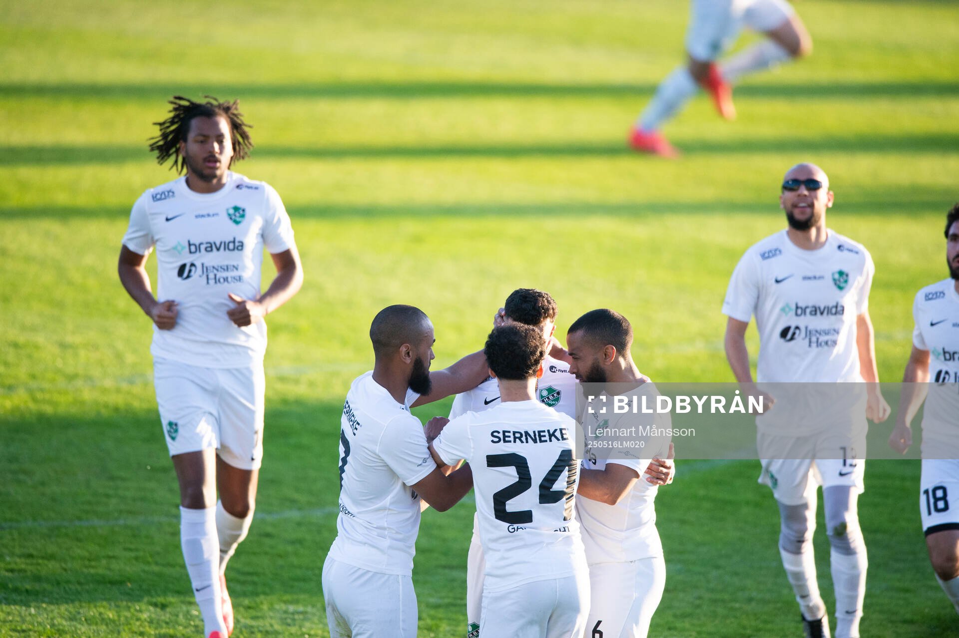 Högaborg jublar över ett mål i matchen i division 2