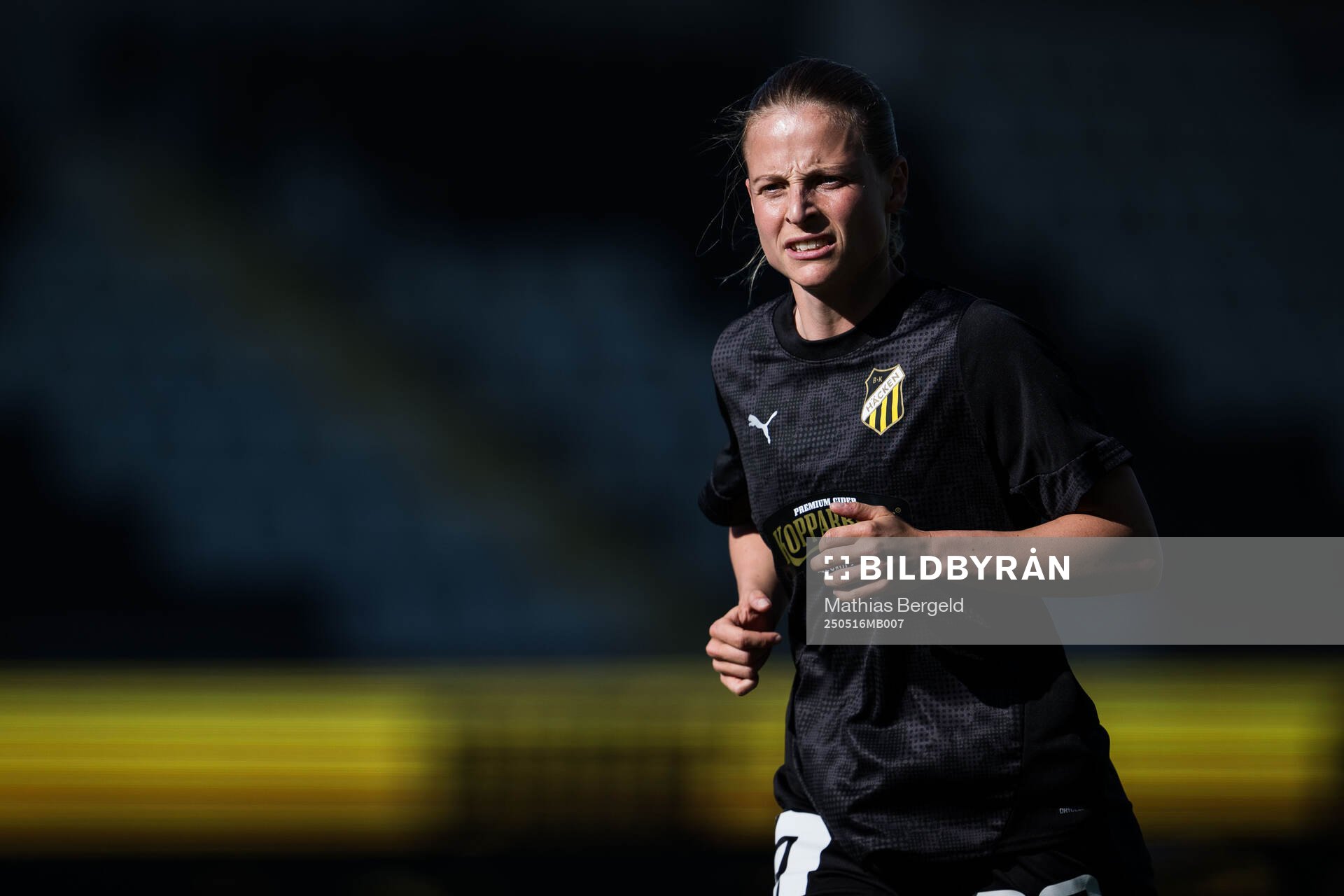 Häckens Anna Anvegård inför fotbollsmatchen i Damallsvenskan mellan Häcken och Alingsås den 16 maj 2025 i Göteborg. 