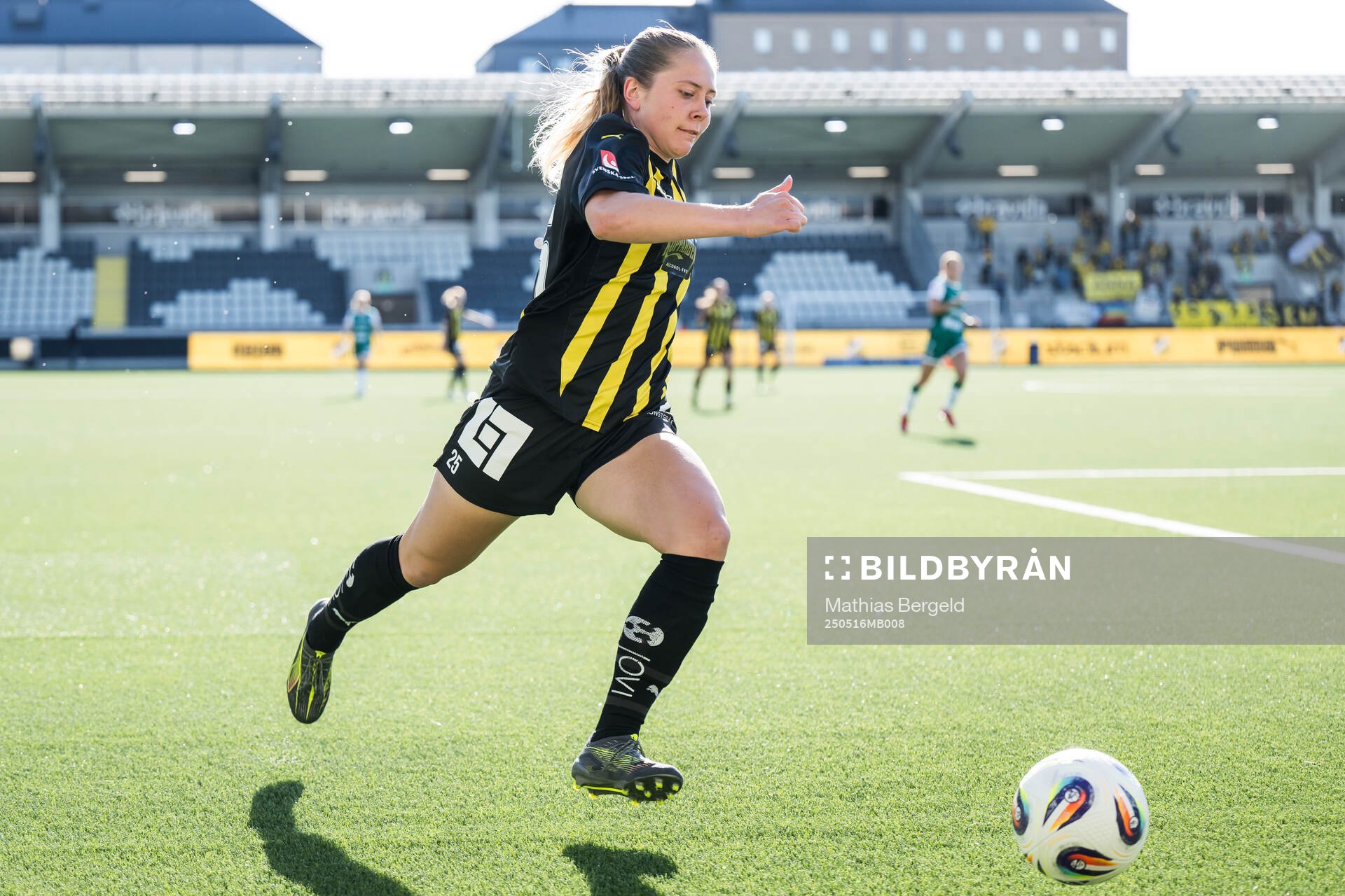 Häckens Alice Bergström under fotbollsmatchen i Damallsvenskan mellan Häcken och Alingsås den 16 maj 2025 i Göteborg. 